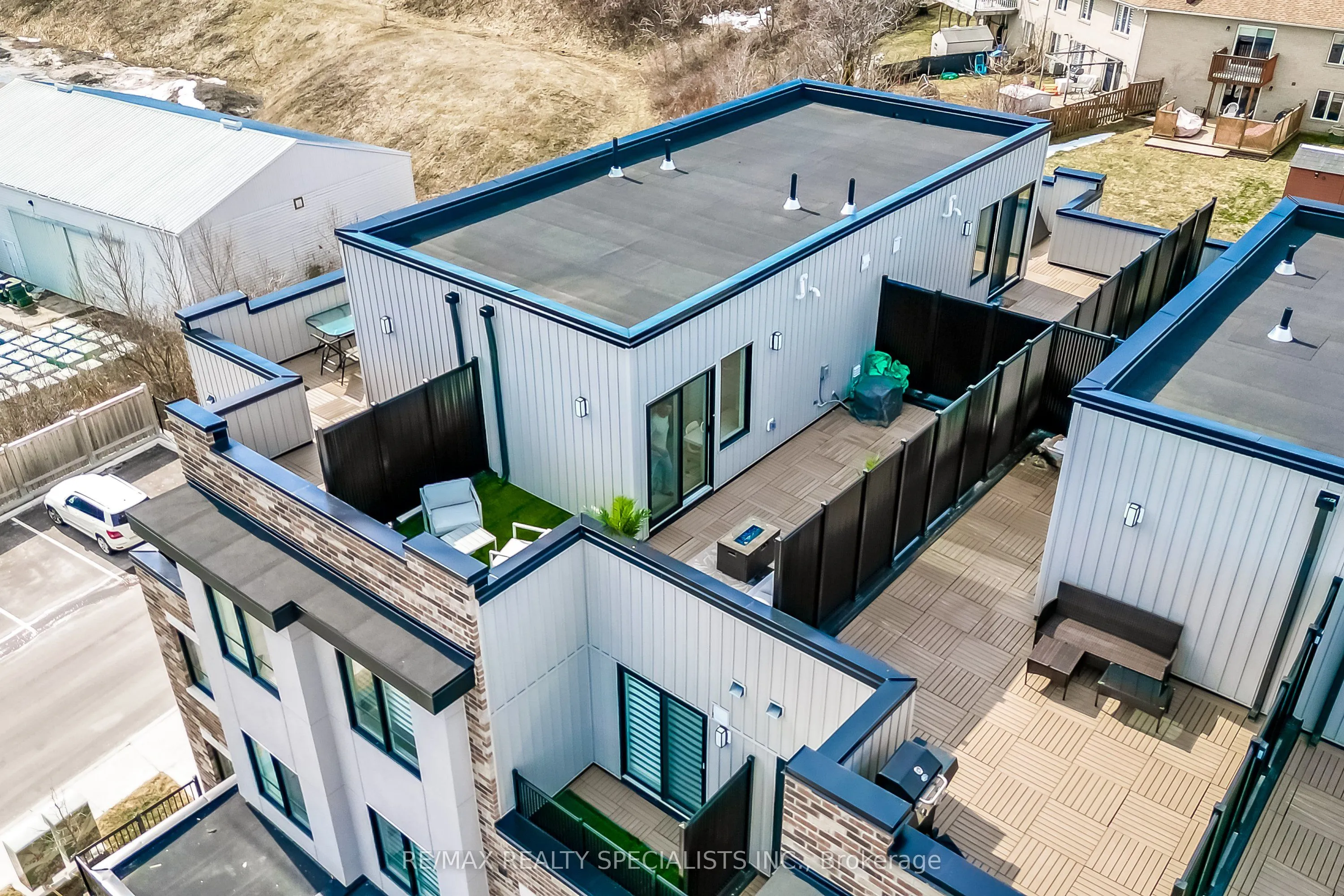 50 Baynes Way, #2