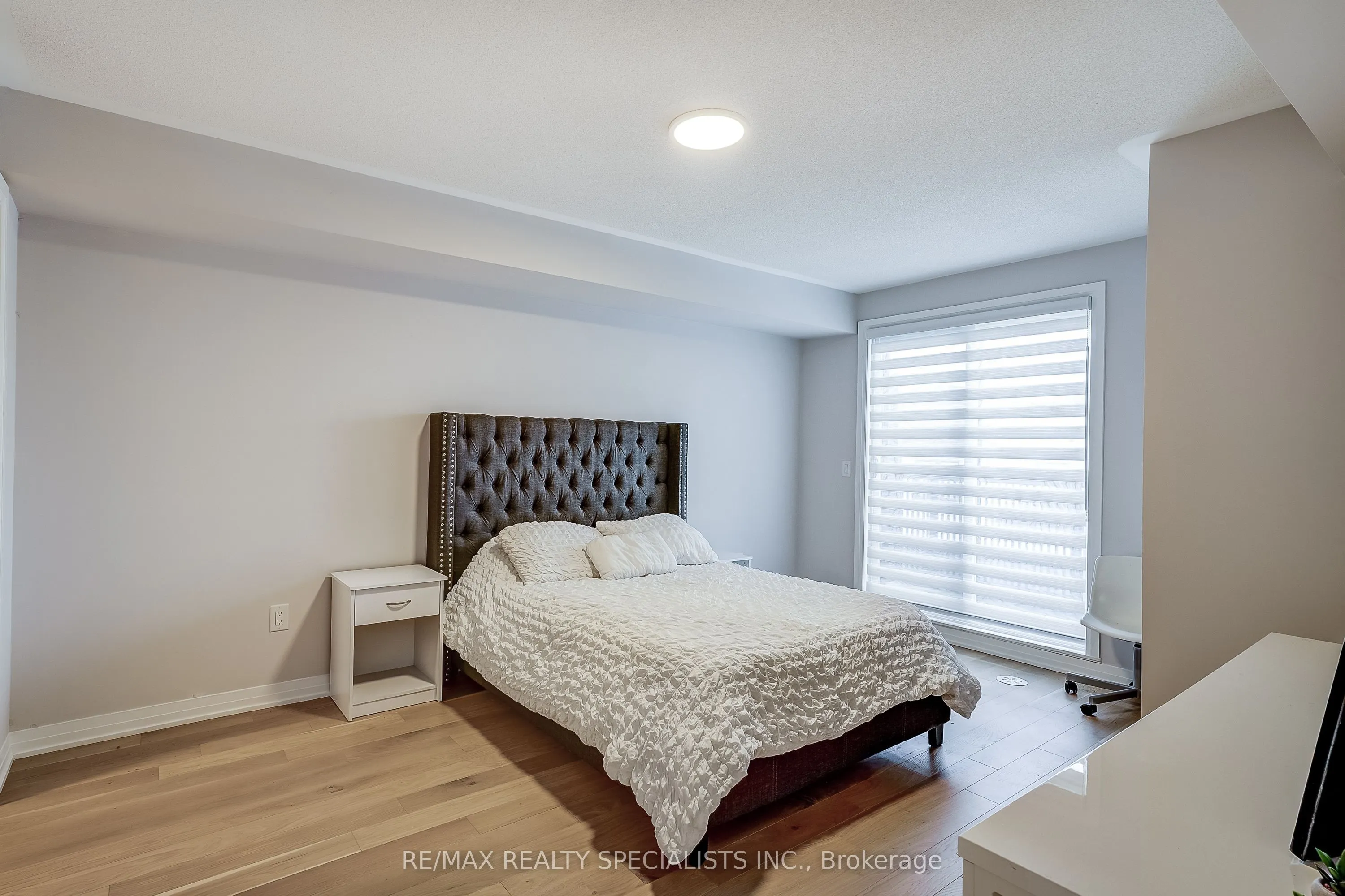 50 Baynes Way, #2