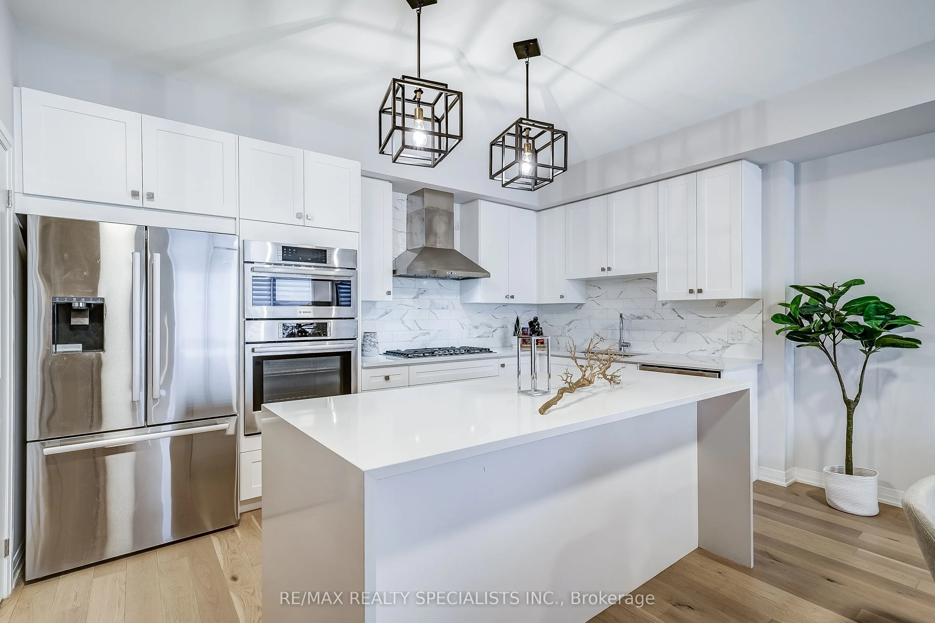 50 Baynes Way, #2