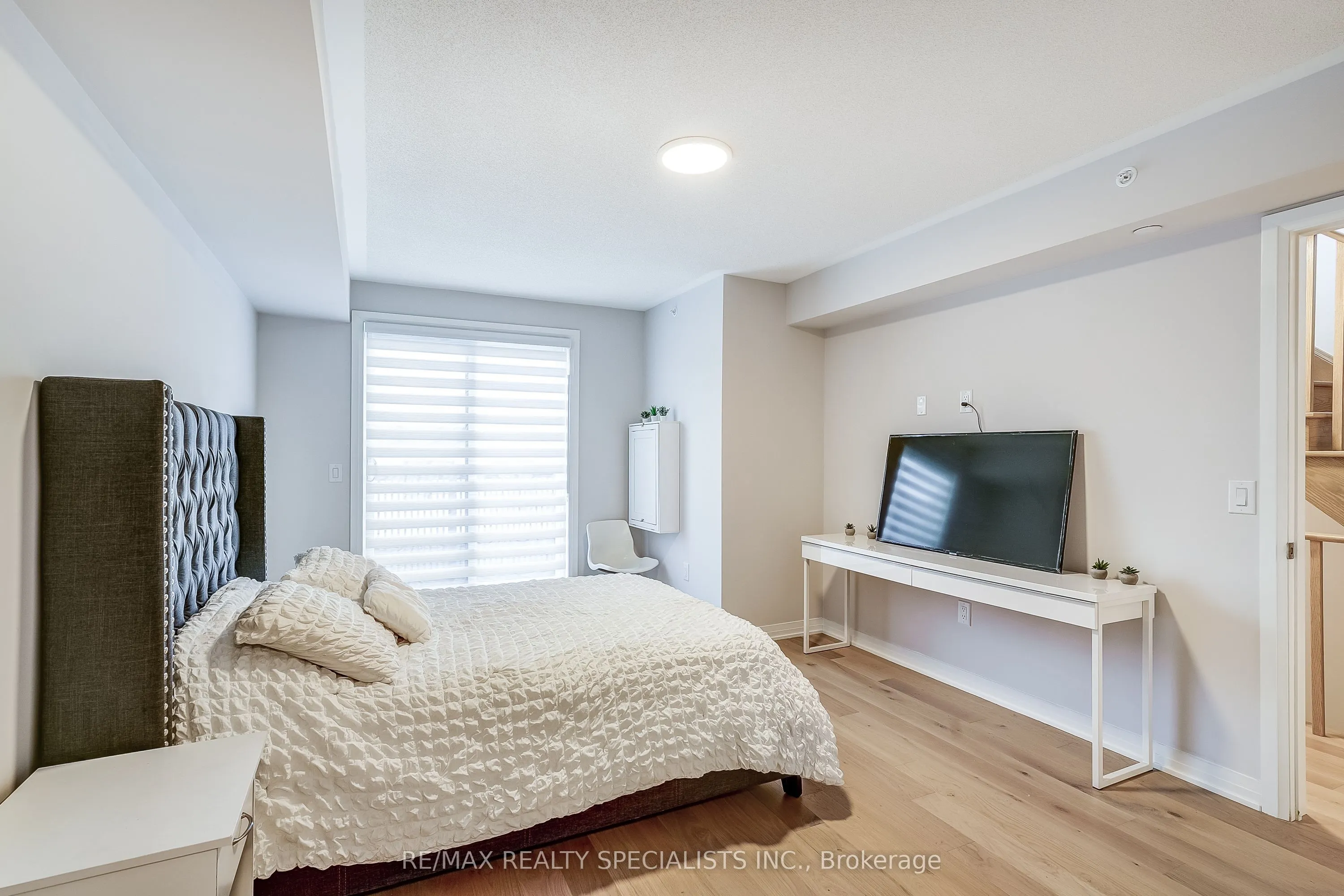 50 Baynes Way, #2