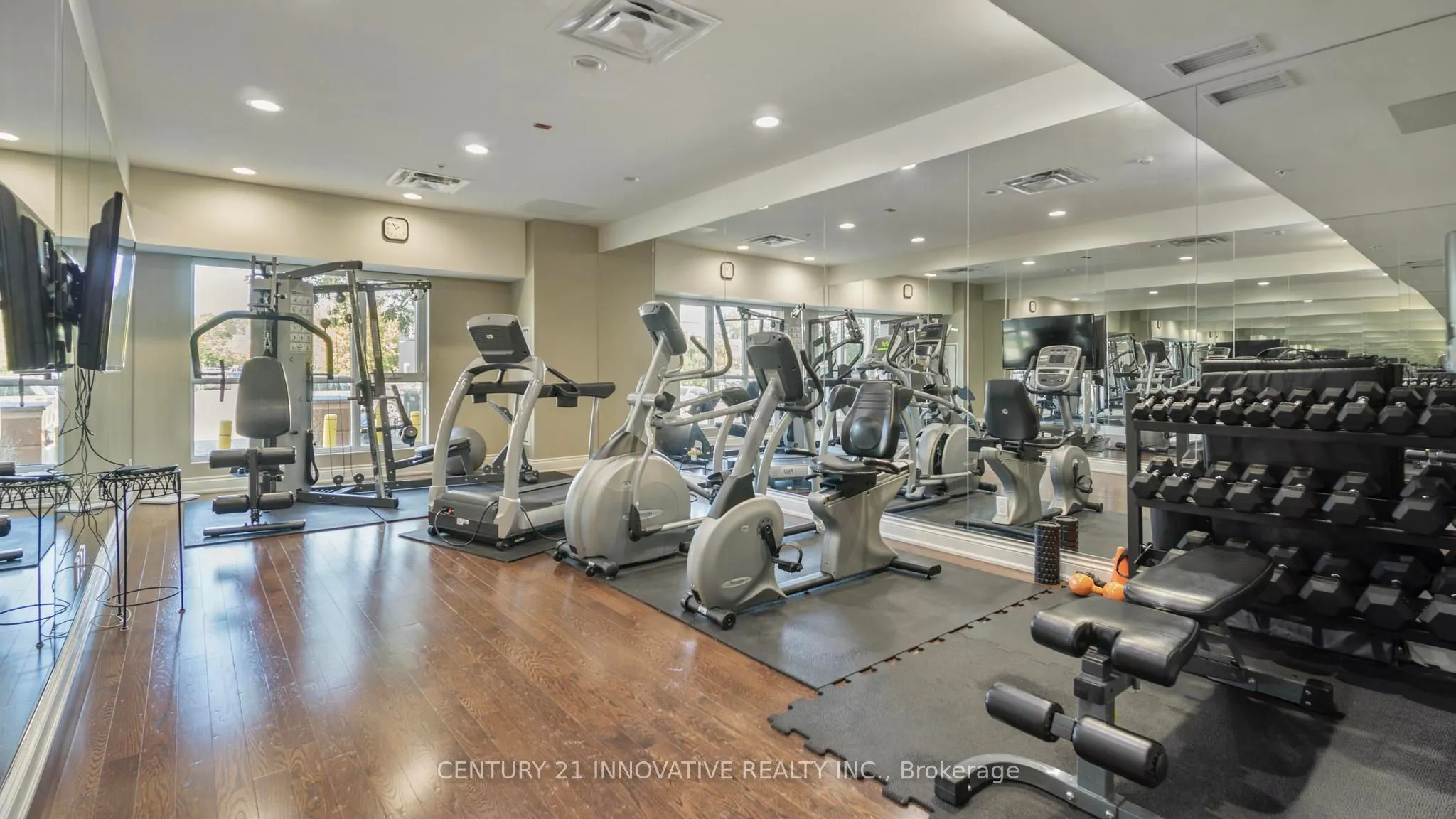 68 Main Street, #334