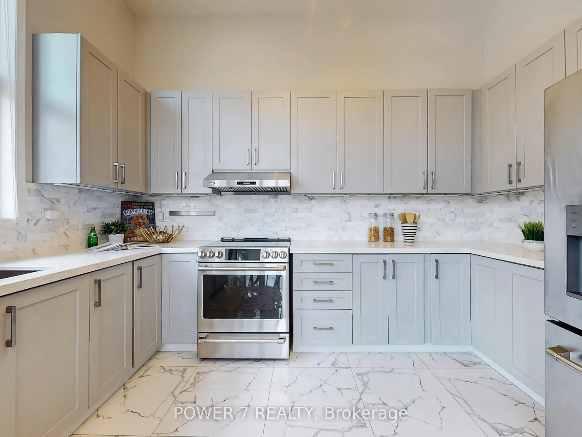 85 Queensway Drive