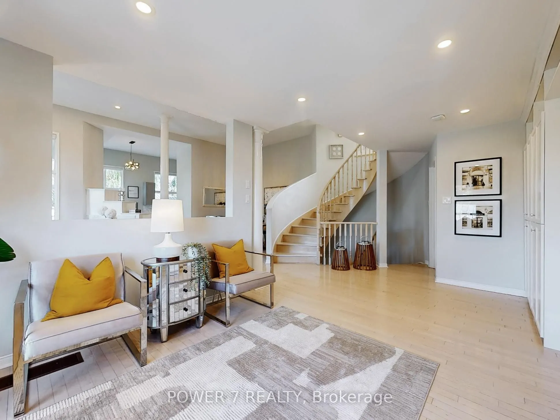 85 Queensway Drive