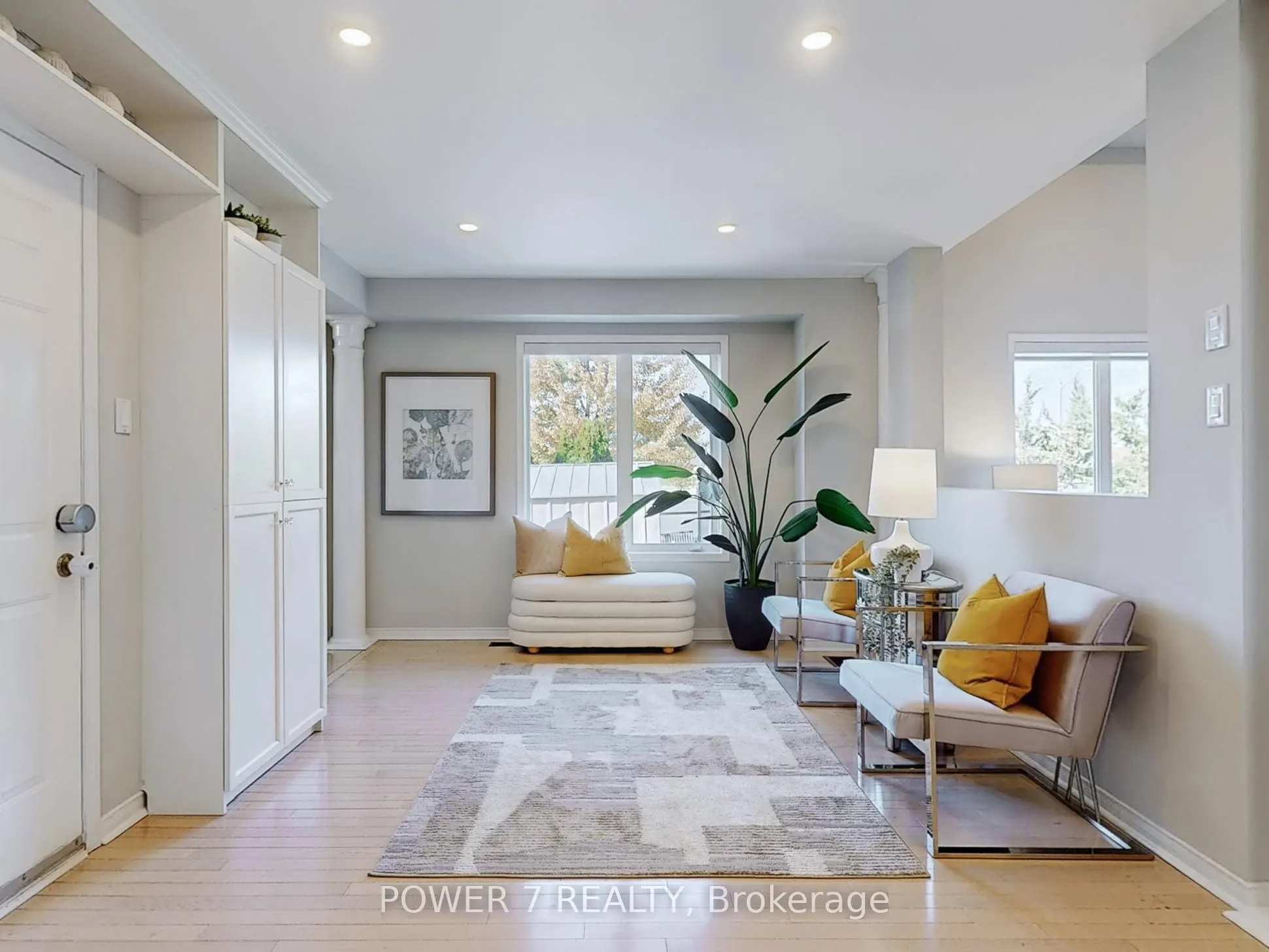 85 Queensway Drive