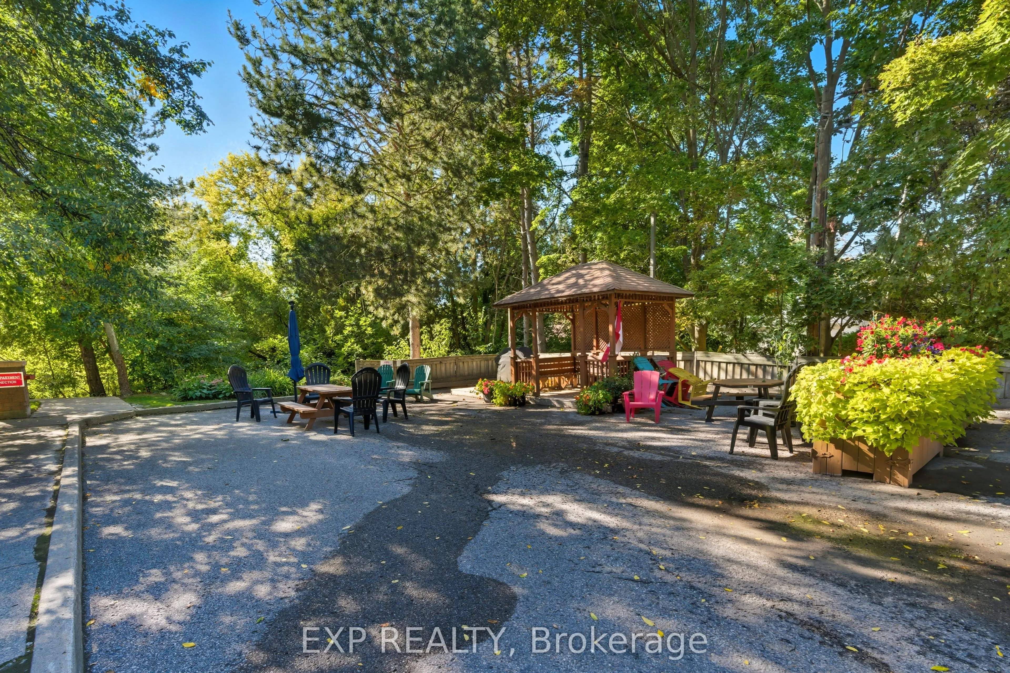 14924 Yonge Street, #111