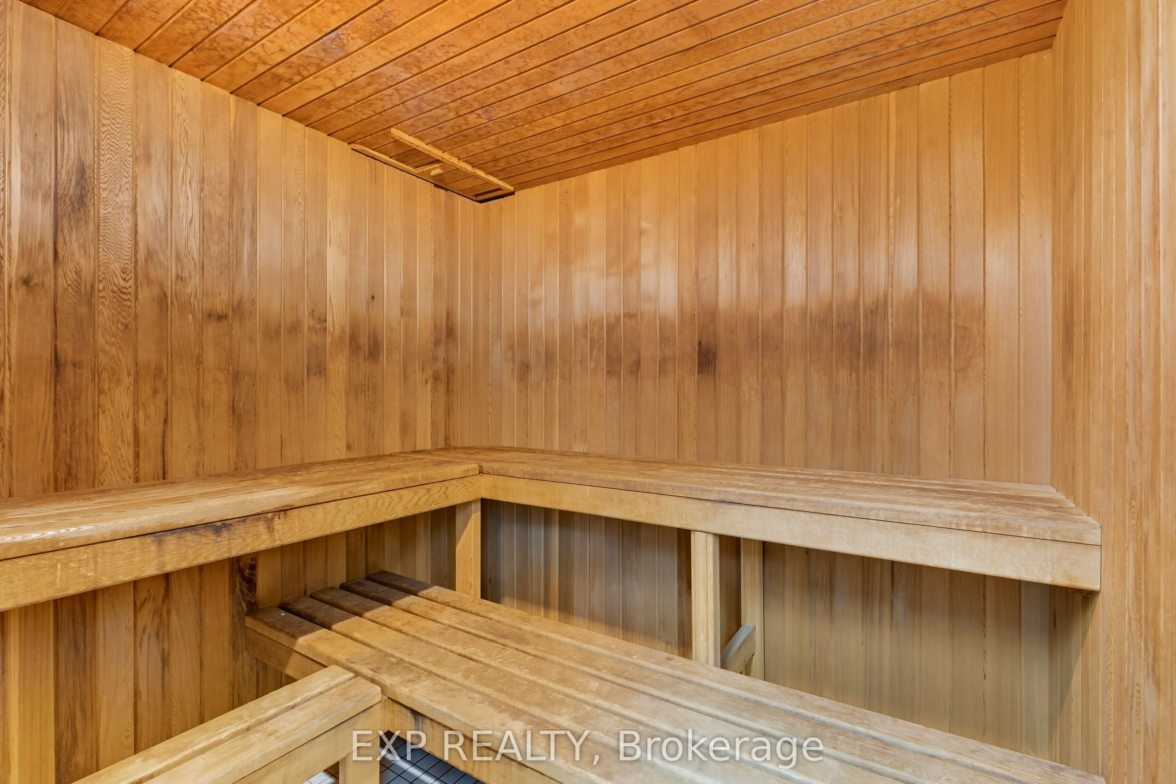 14924 Yonge Street, #111
