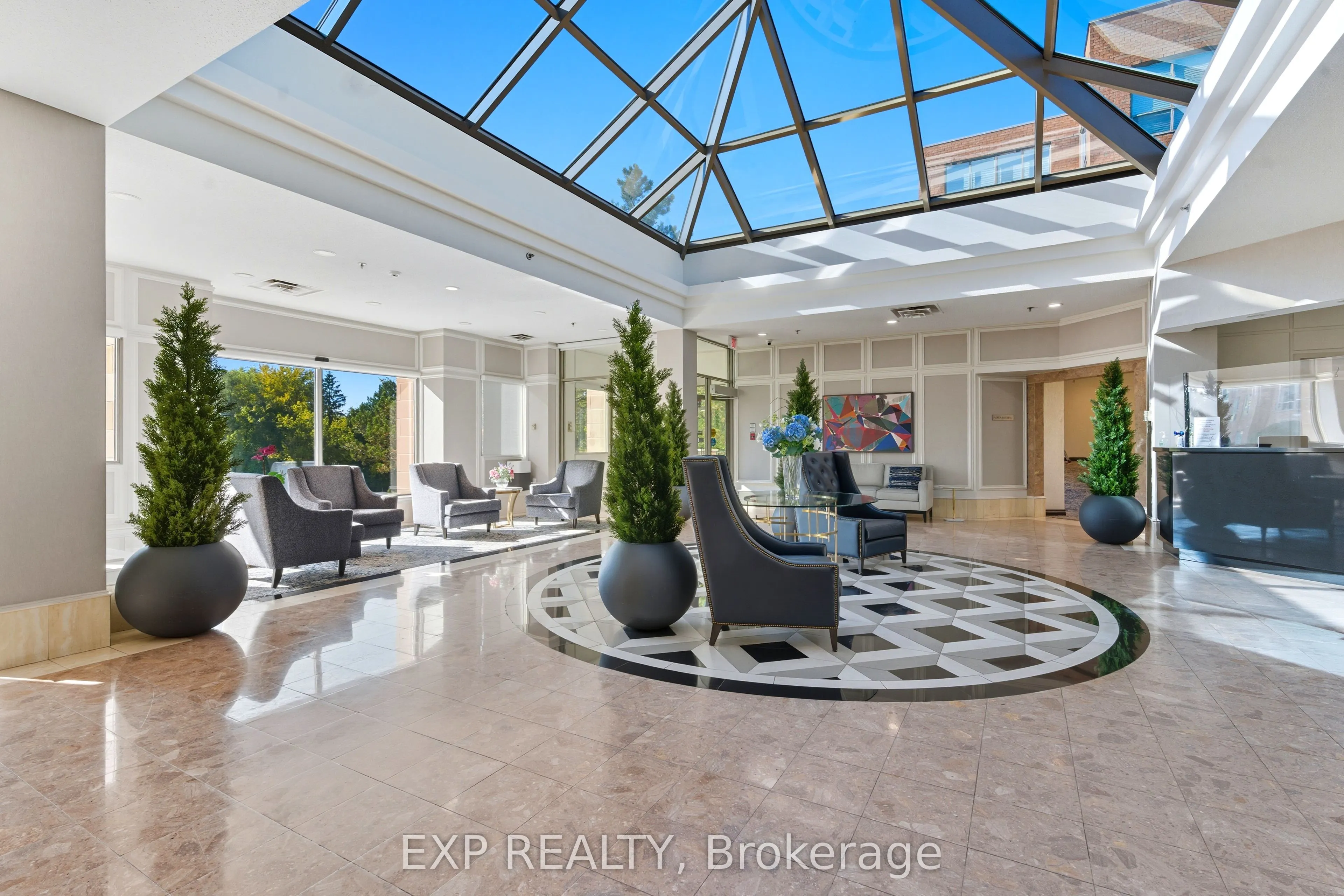 14924 Yonge Street, #111