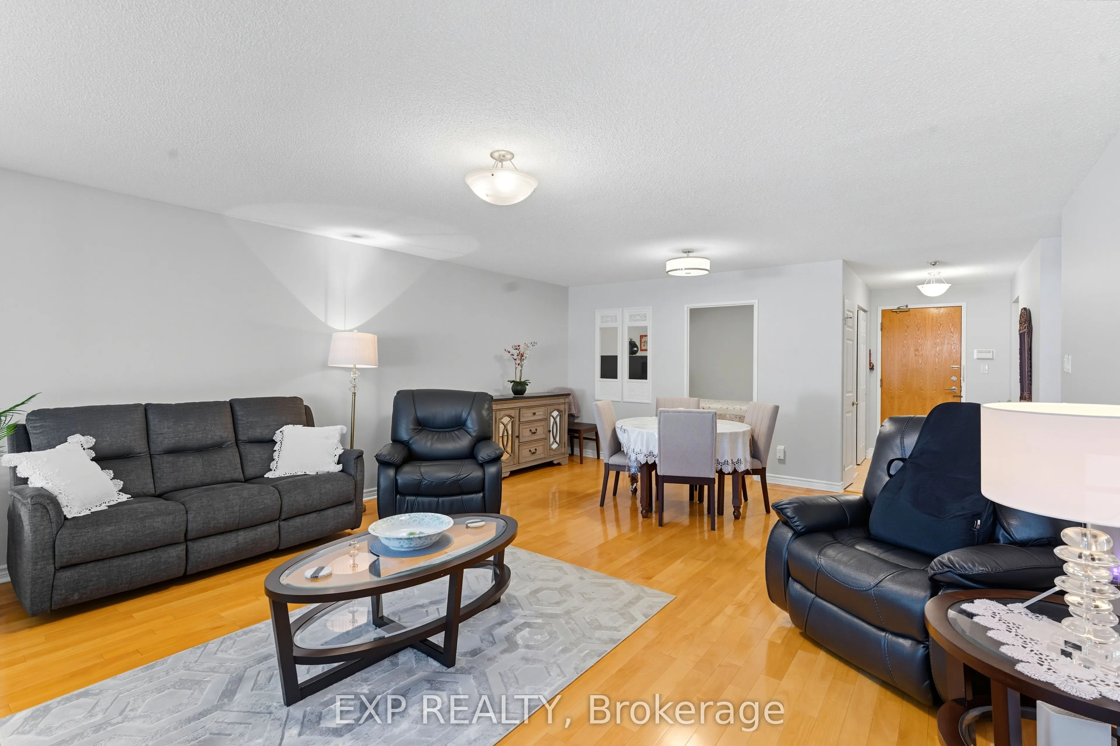 14924 Yonge Street, #111