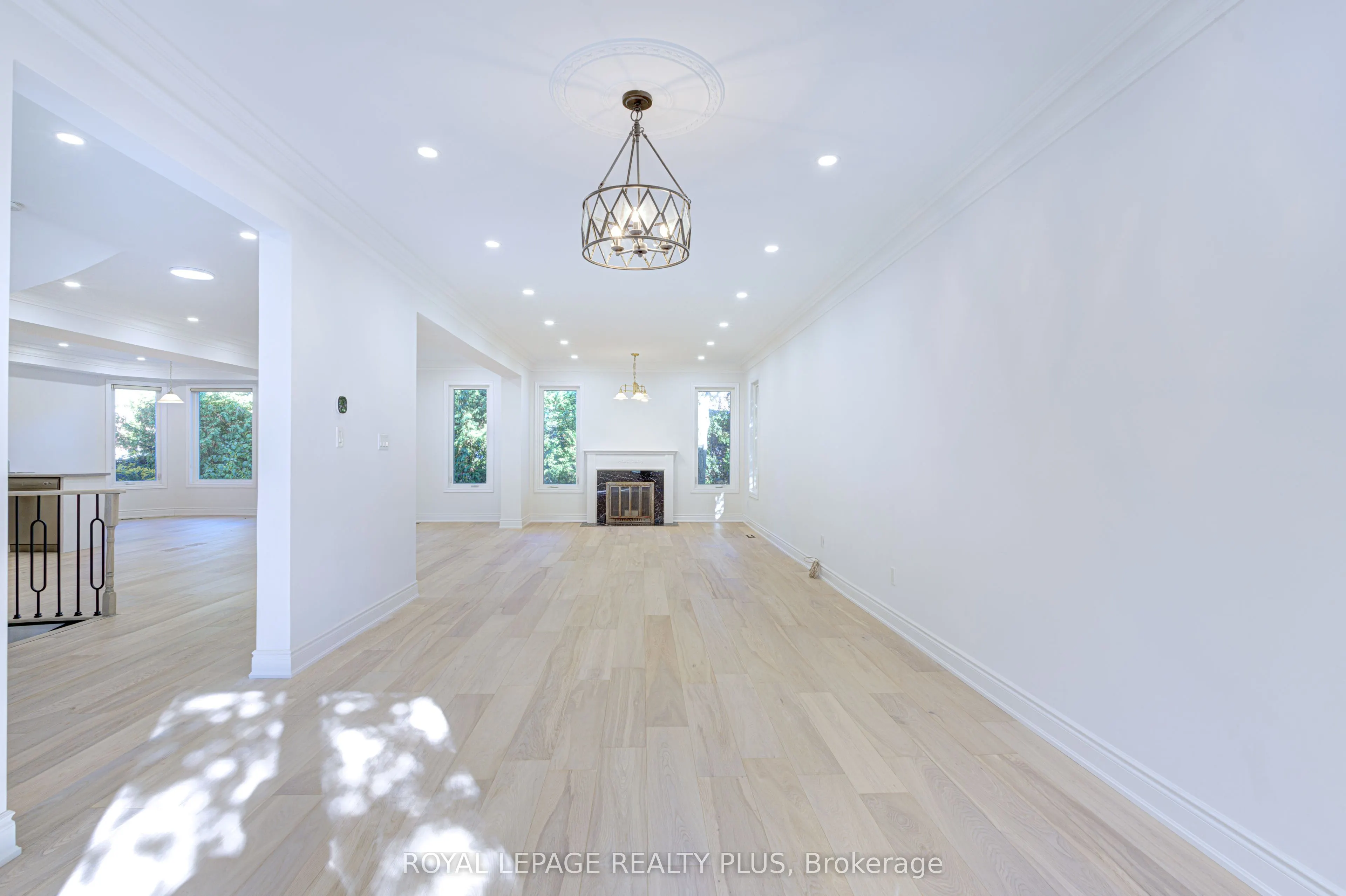 5 Falkland Place