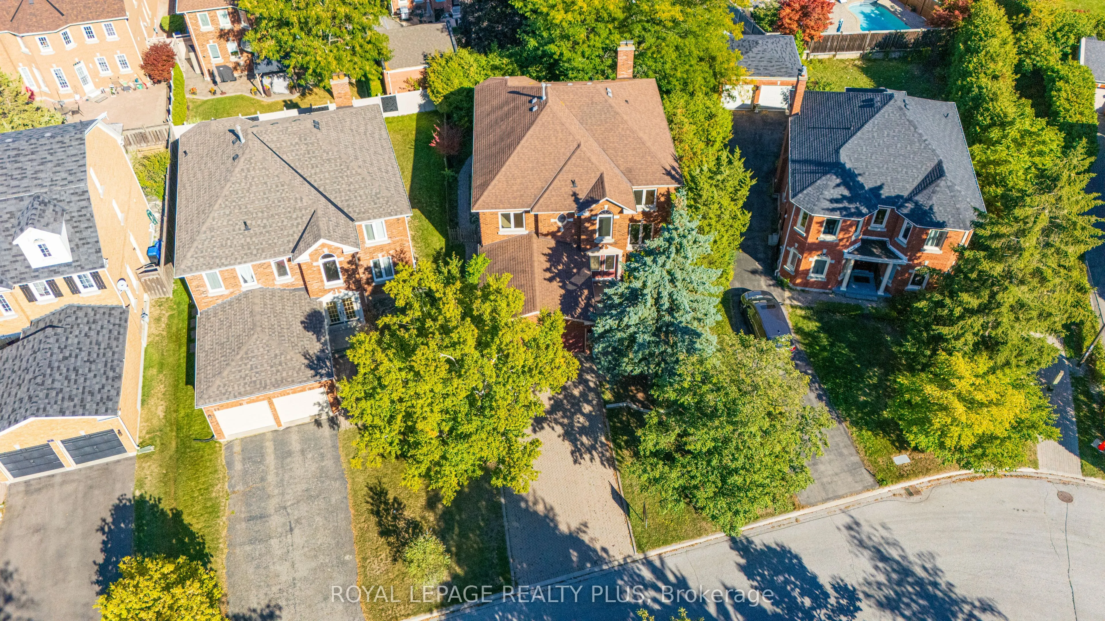 5 Falkland Place