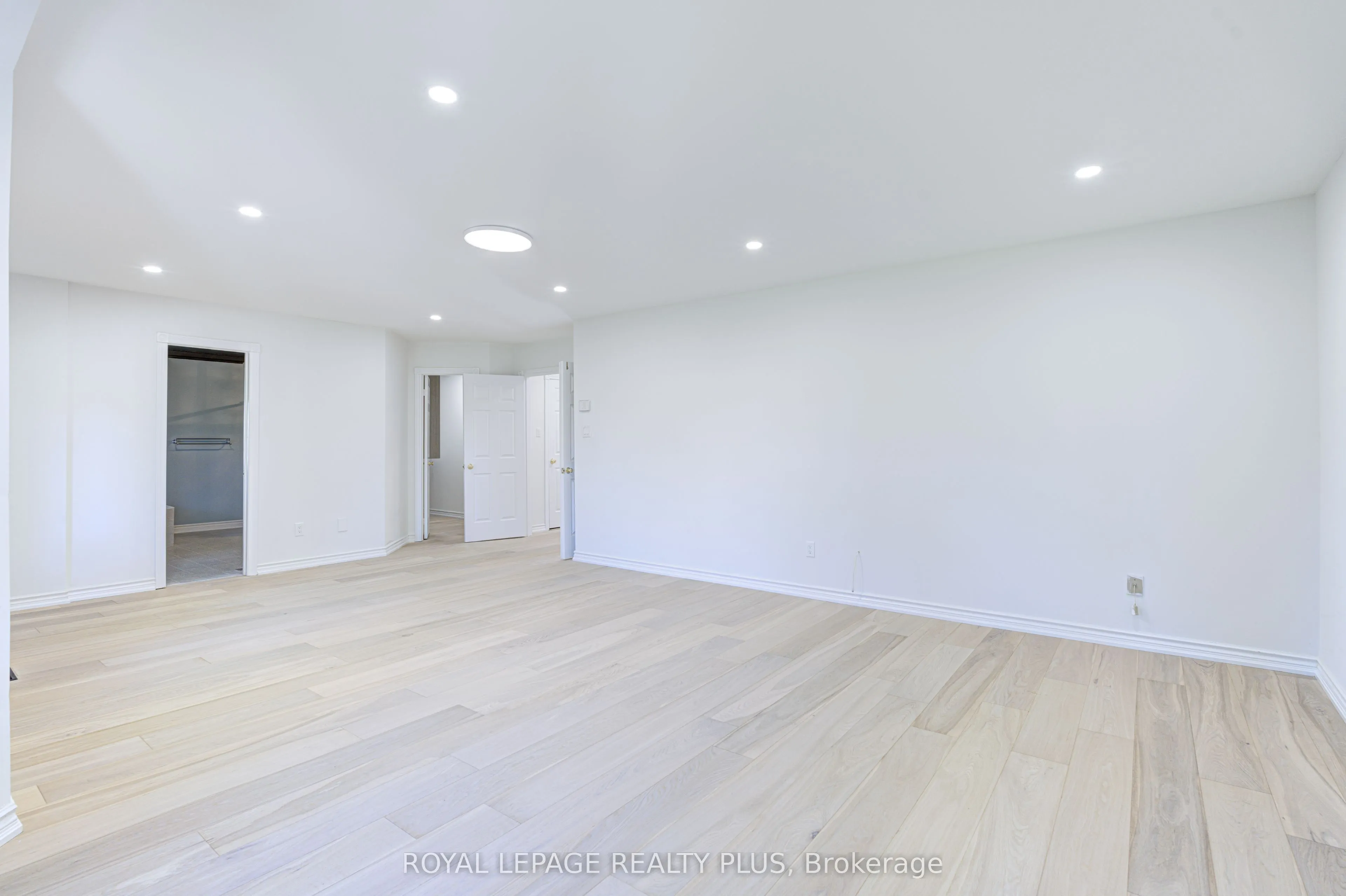 5 Falkland Place