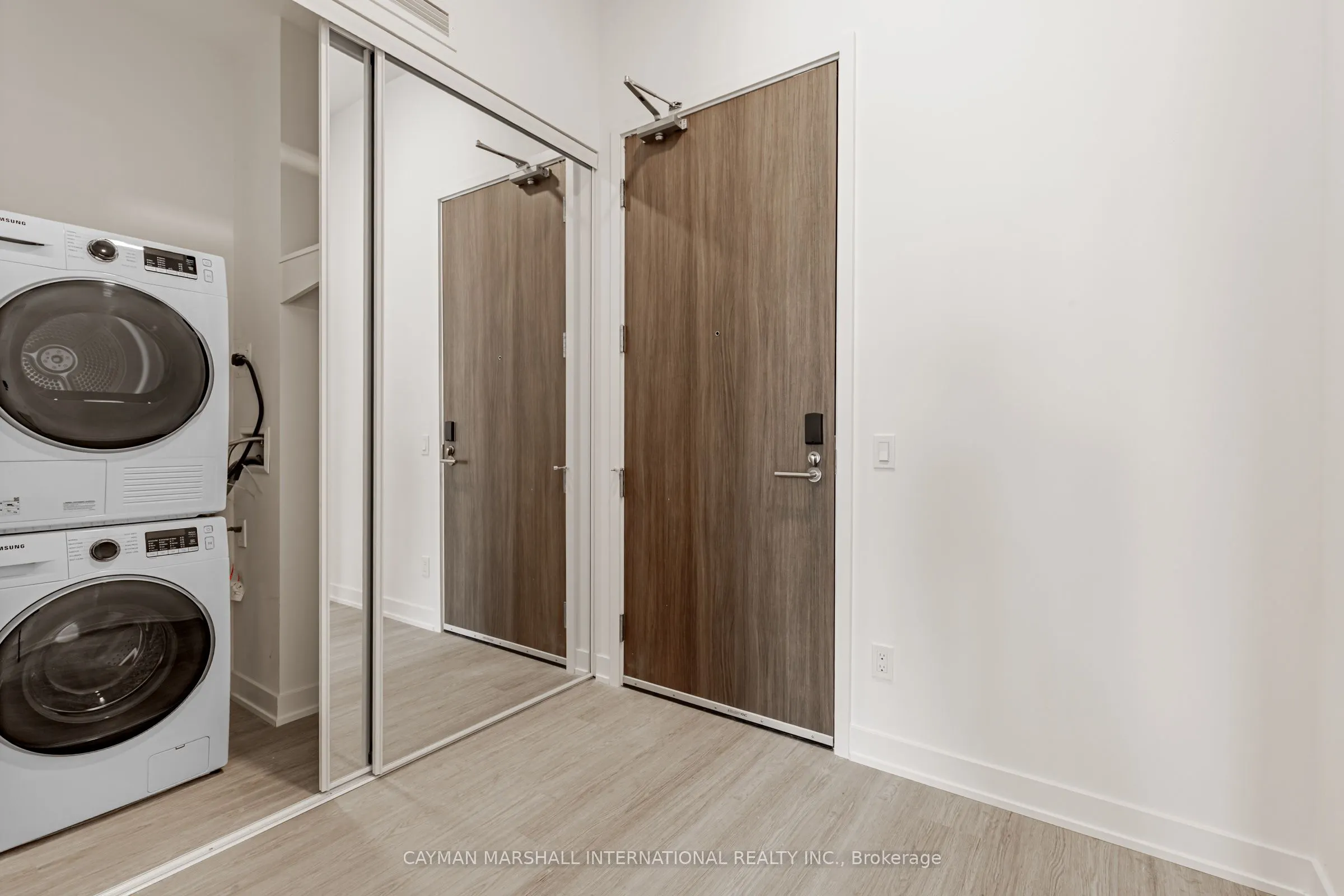 8188 Yonge Street, #103