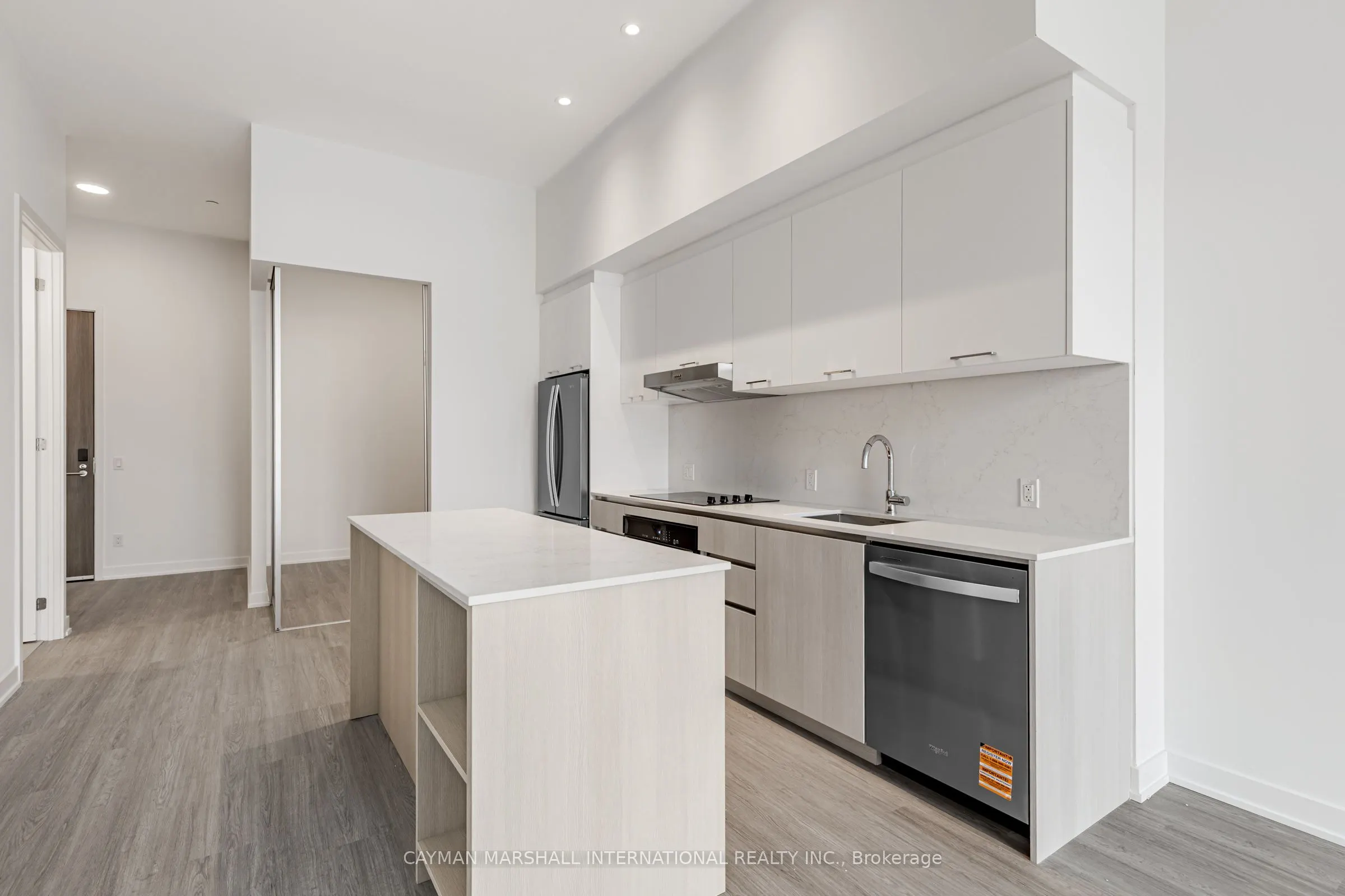 8188 Yonge Street, #103
