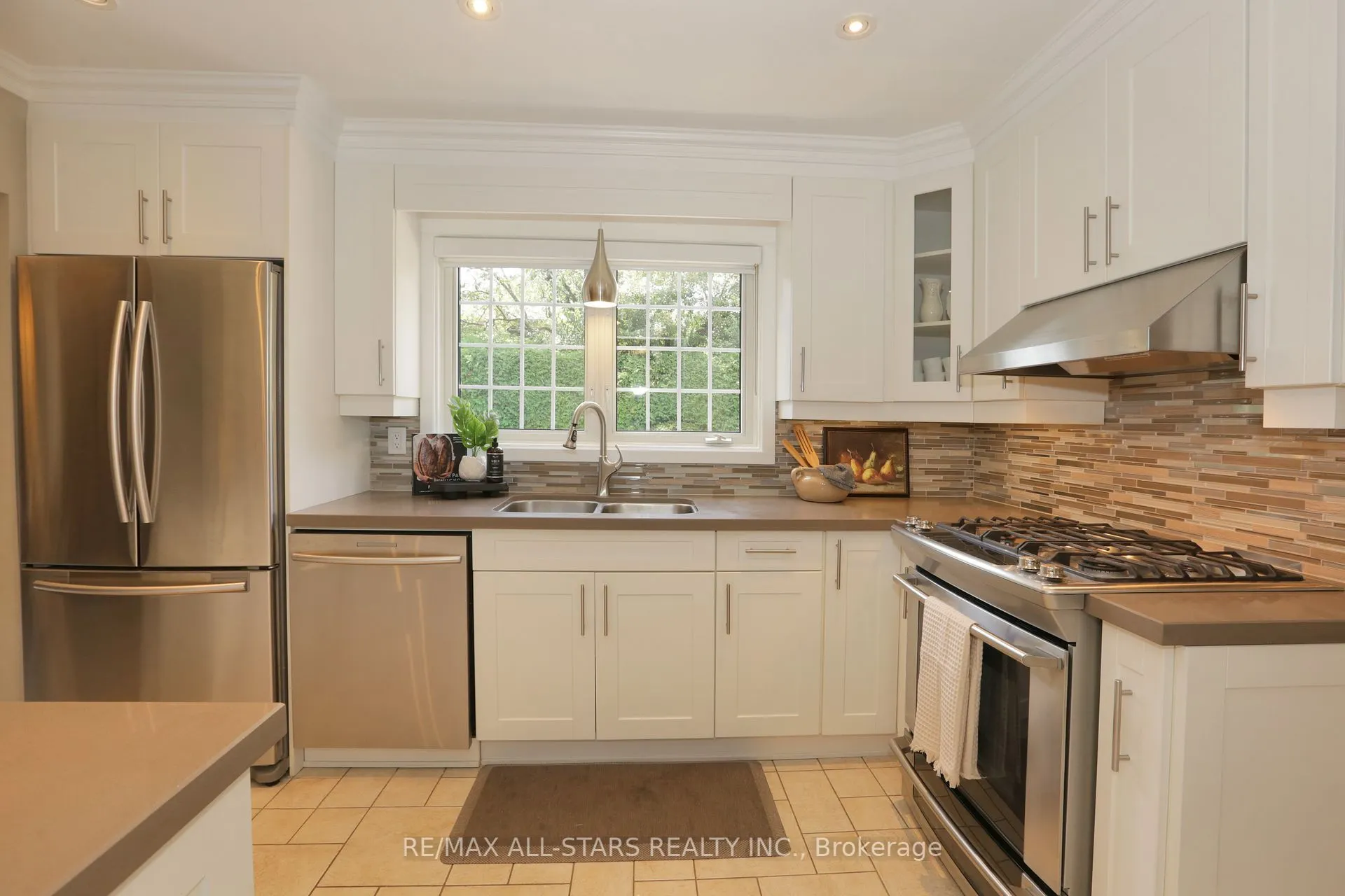 18 Sir Brandiles Place Place
