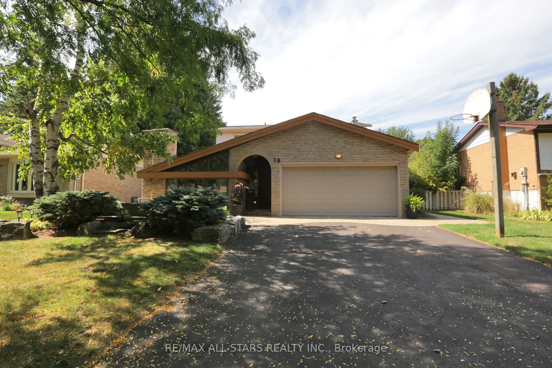 18 Sir Brandiles Place Place