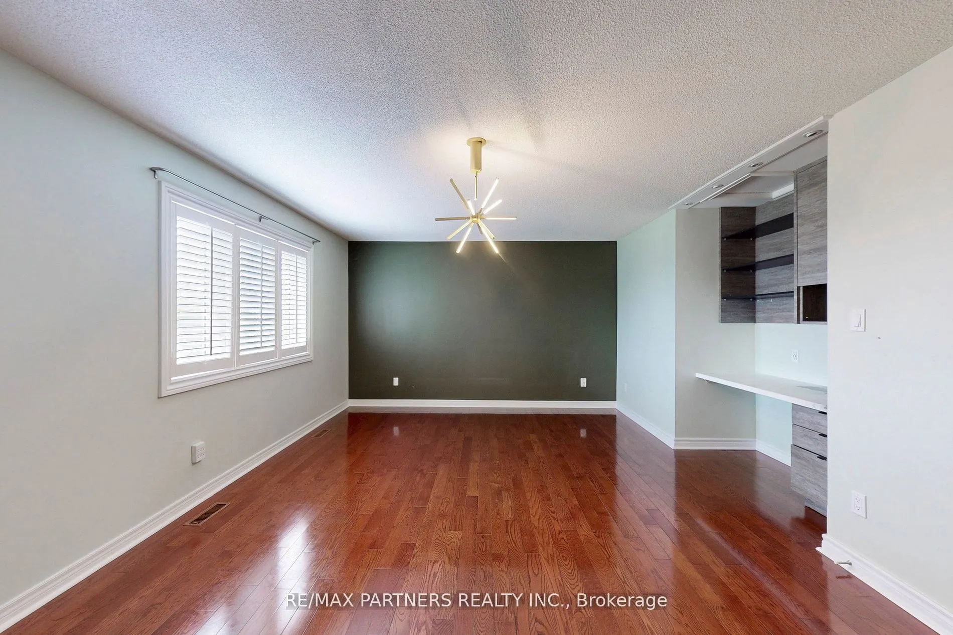31 Eyer Drive