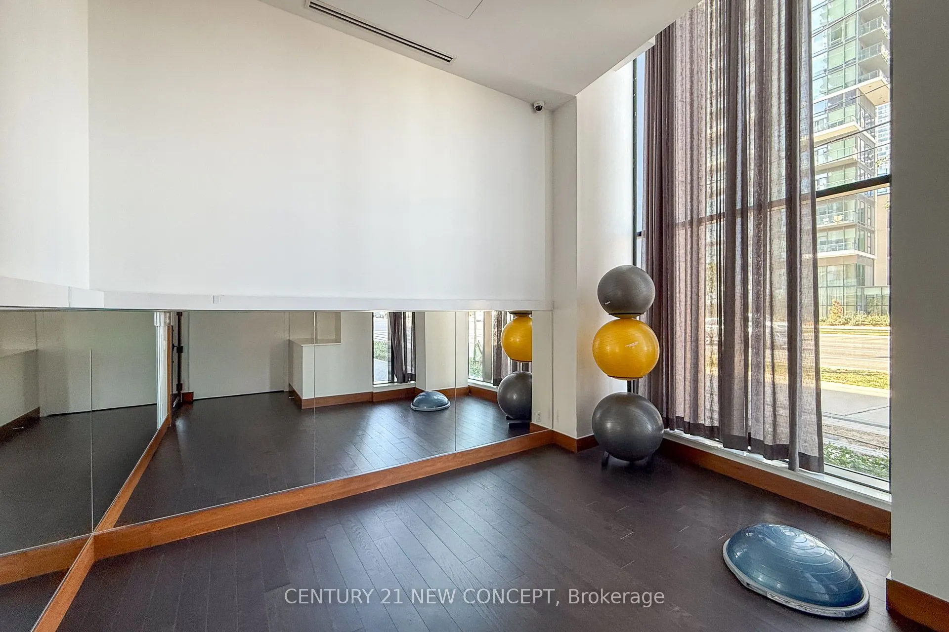 7895 Jane Street, #3415