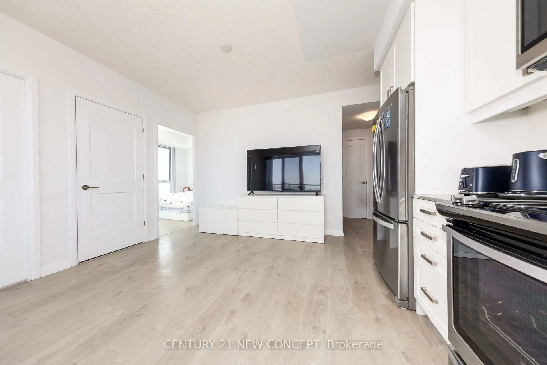 7895 Jane Street, #3415
