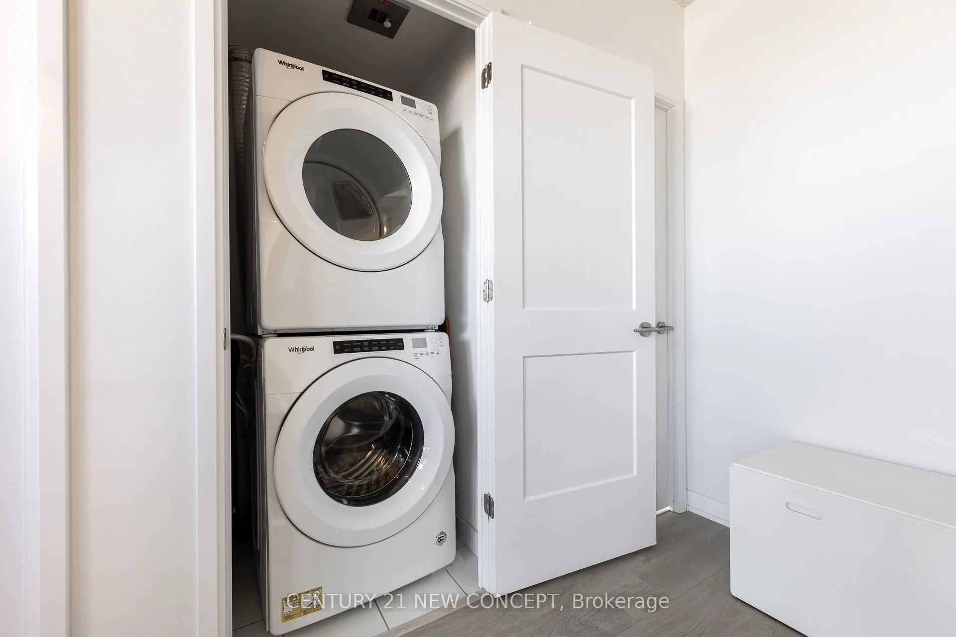 7895 Jane Street, #3415