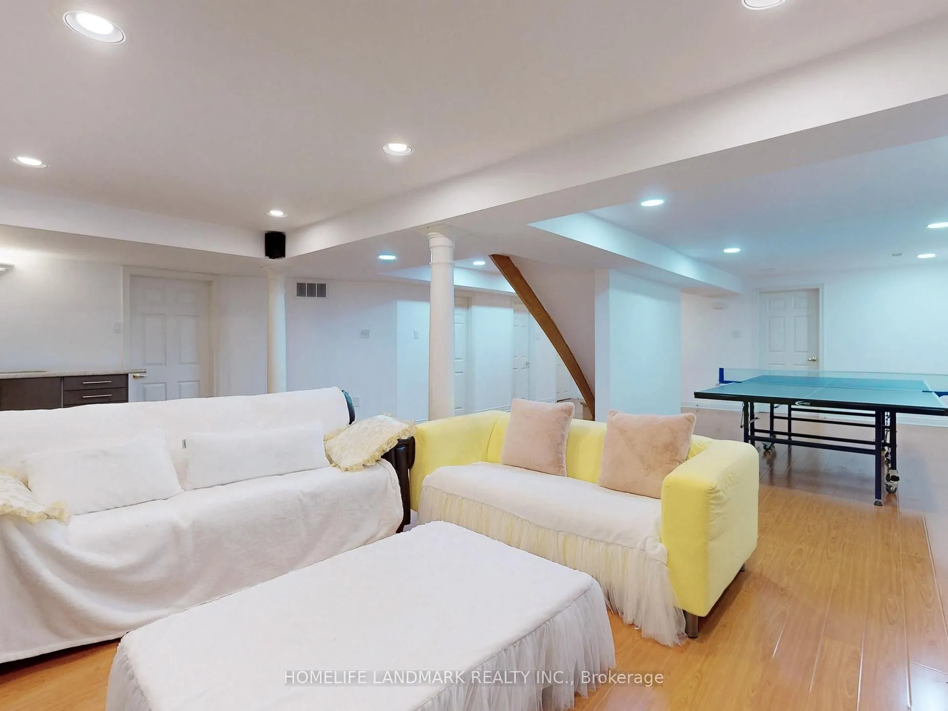 64 Bradgate Drive