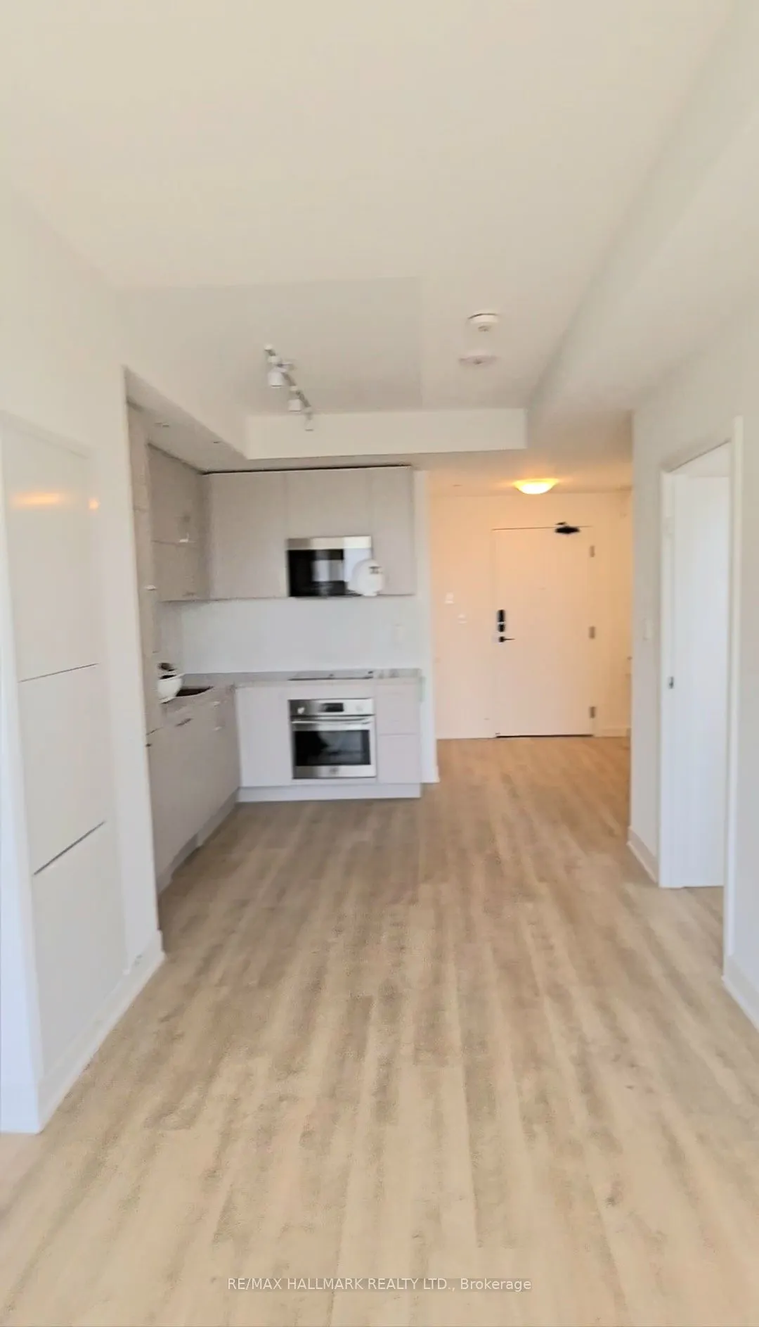 38 Andre de Grasse Street, #908