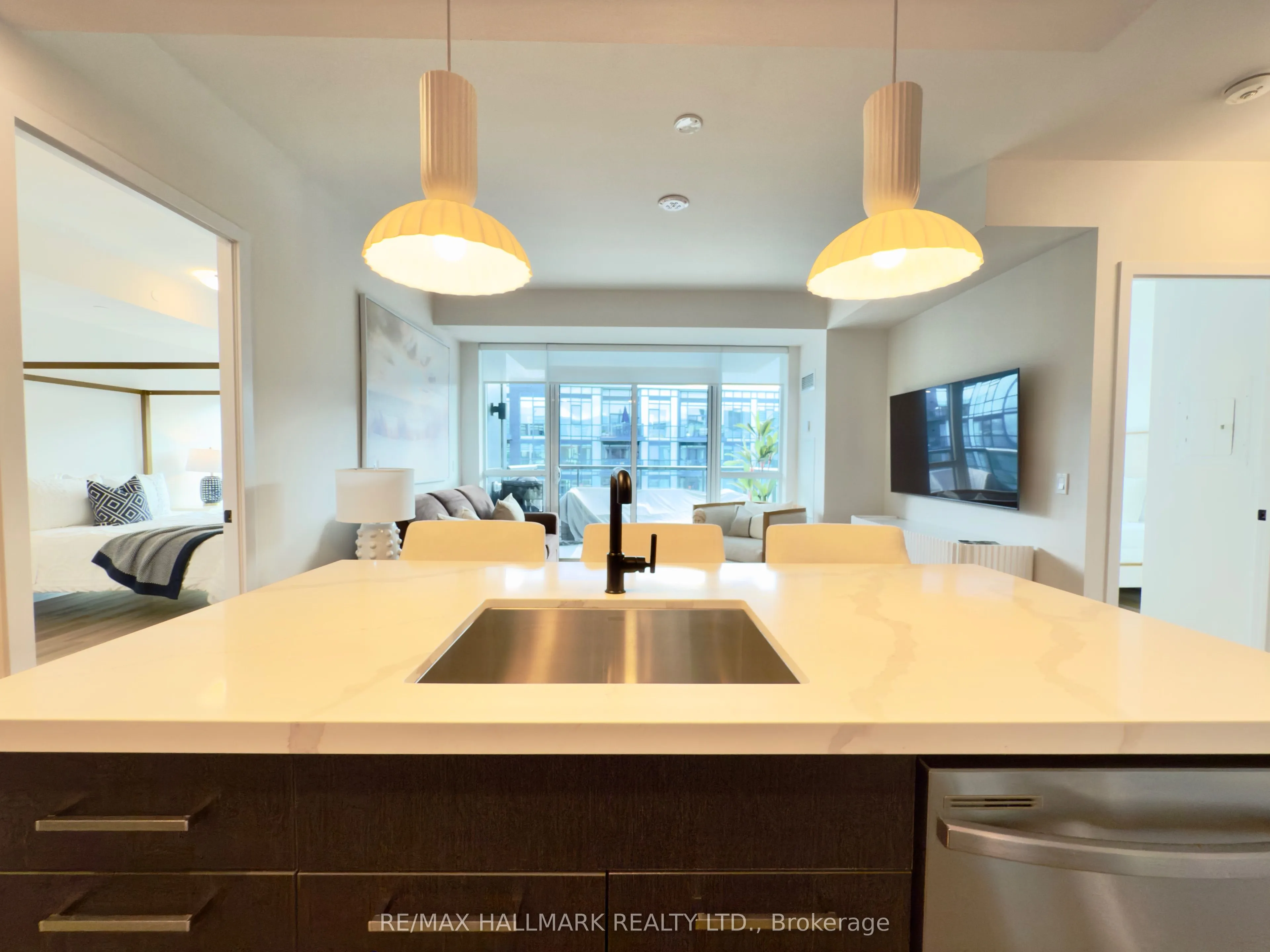 415 Sea Ray Avenue, #321