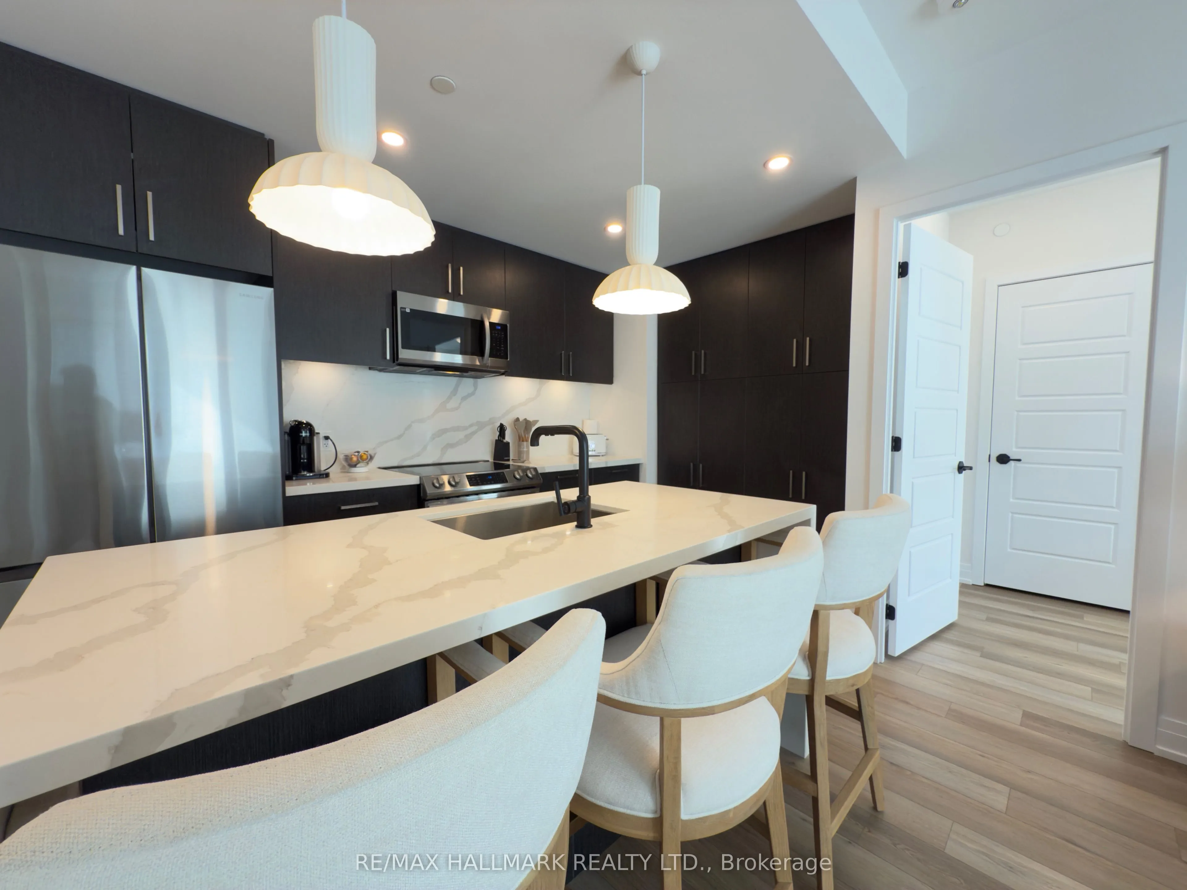 415 Sea Ray Avenue, #321