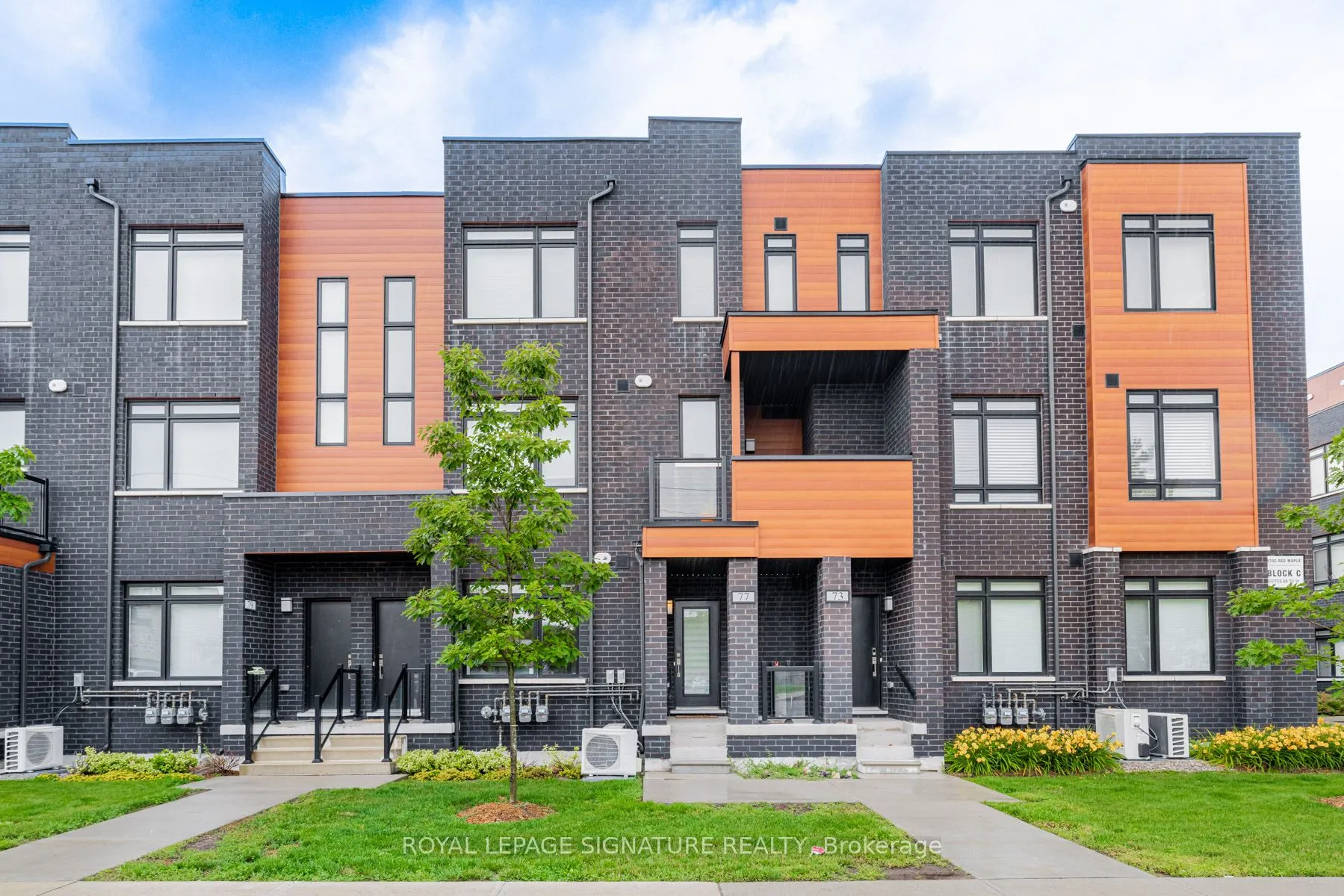 370C Red Maple Road, #77