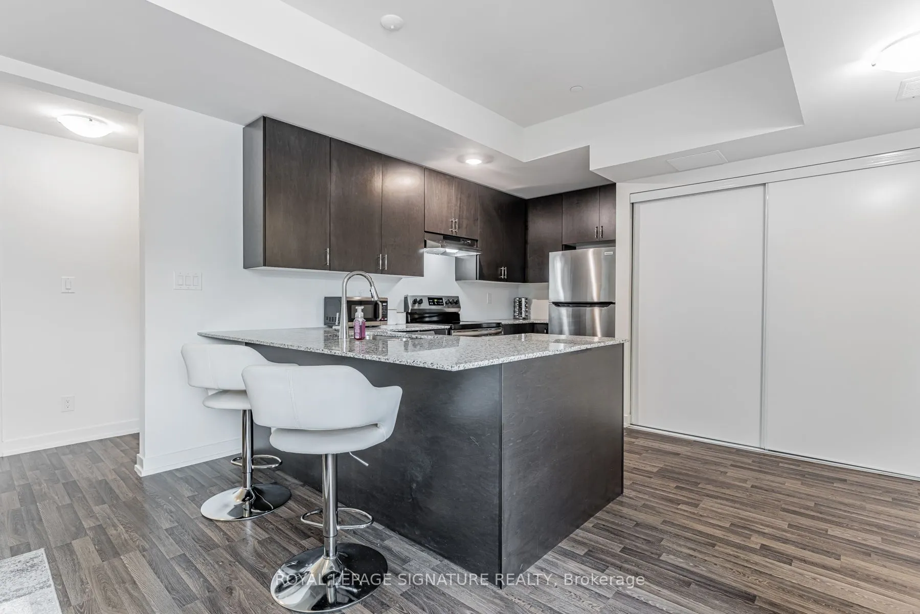 370C Red Maple Road, #77