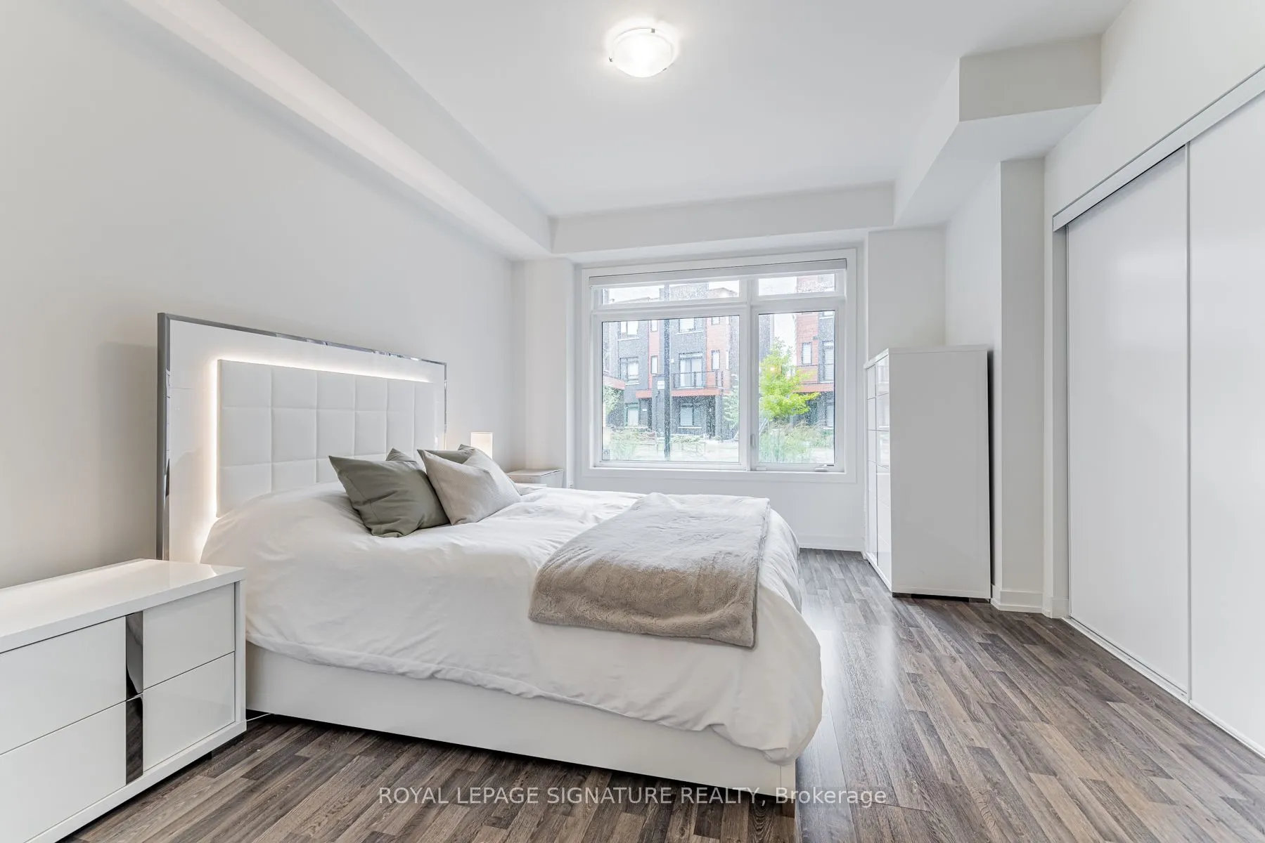 370C Red Maple Road, #77