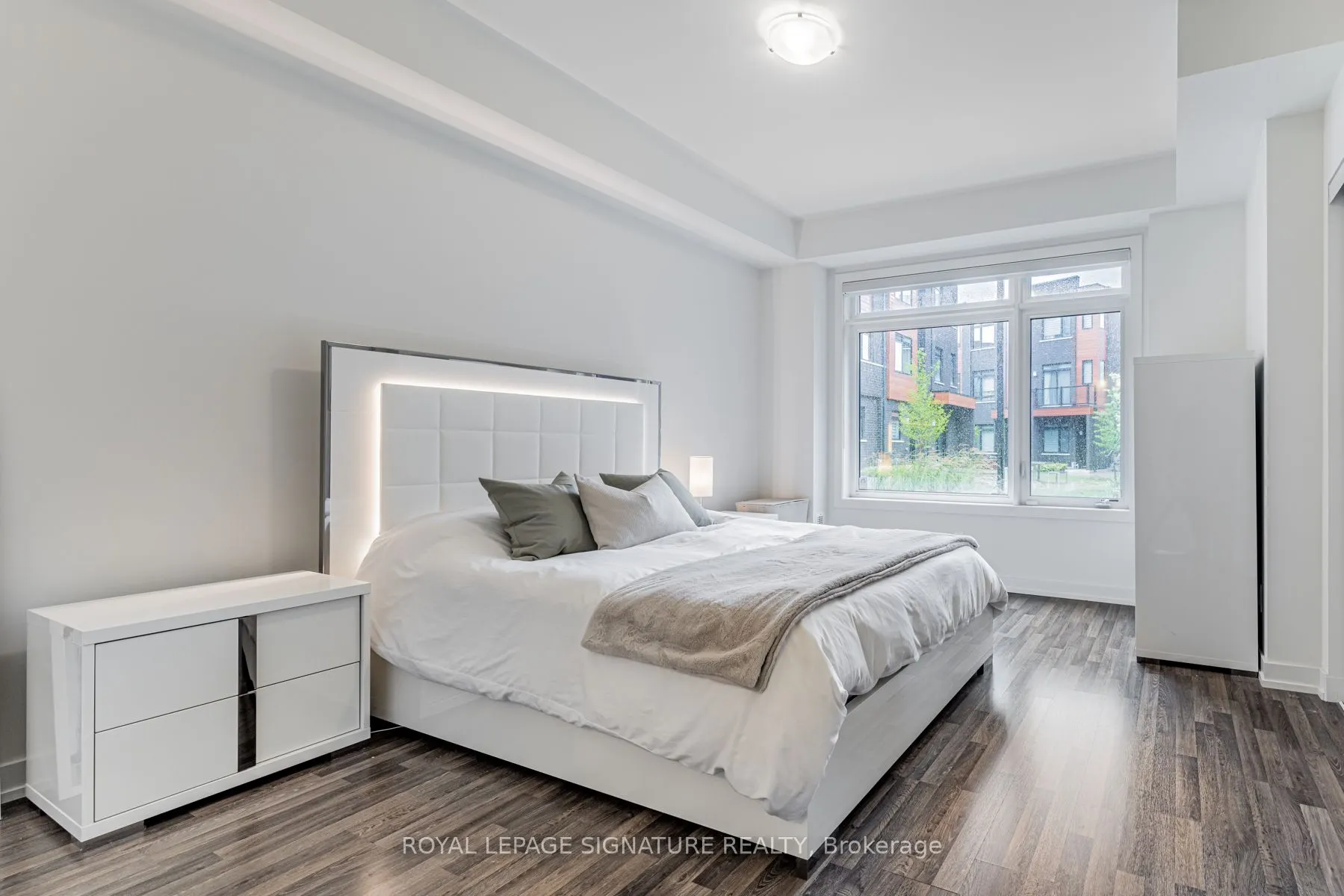 370C Red Maple Road, #77