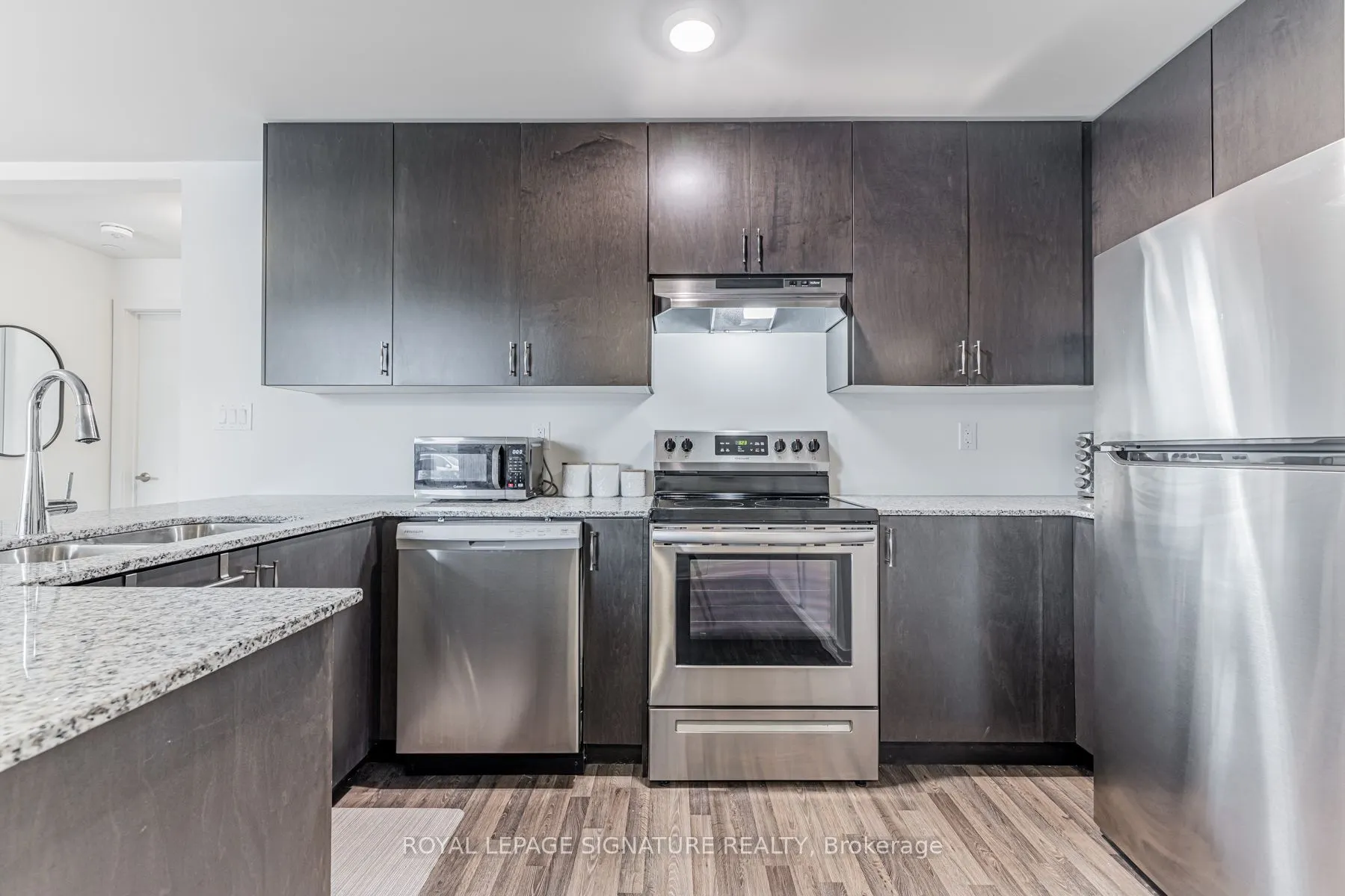 370C Red Maple Road, #77