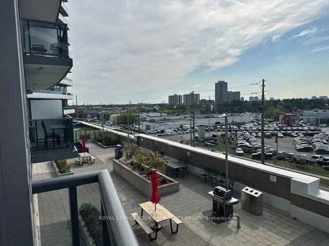 7171 Yonge Street, #415