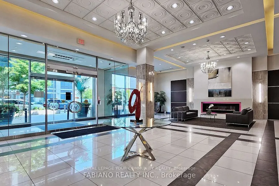 7171 Yonge Street, #415