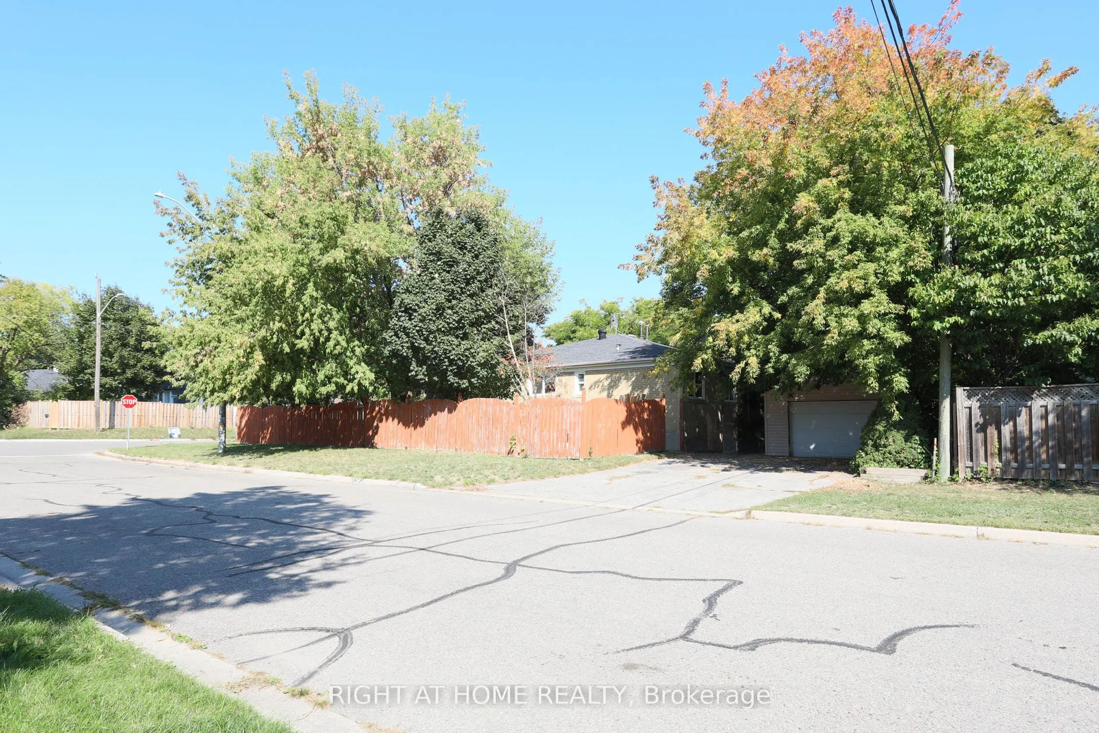 303 Blue Grass Boulevard