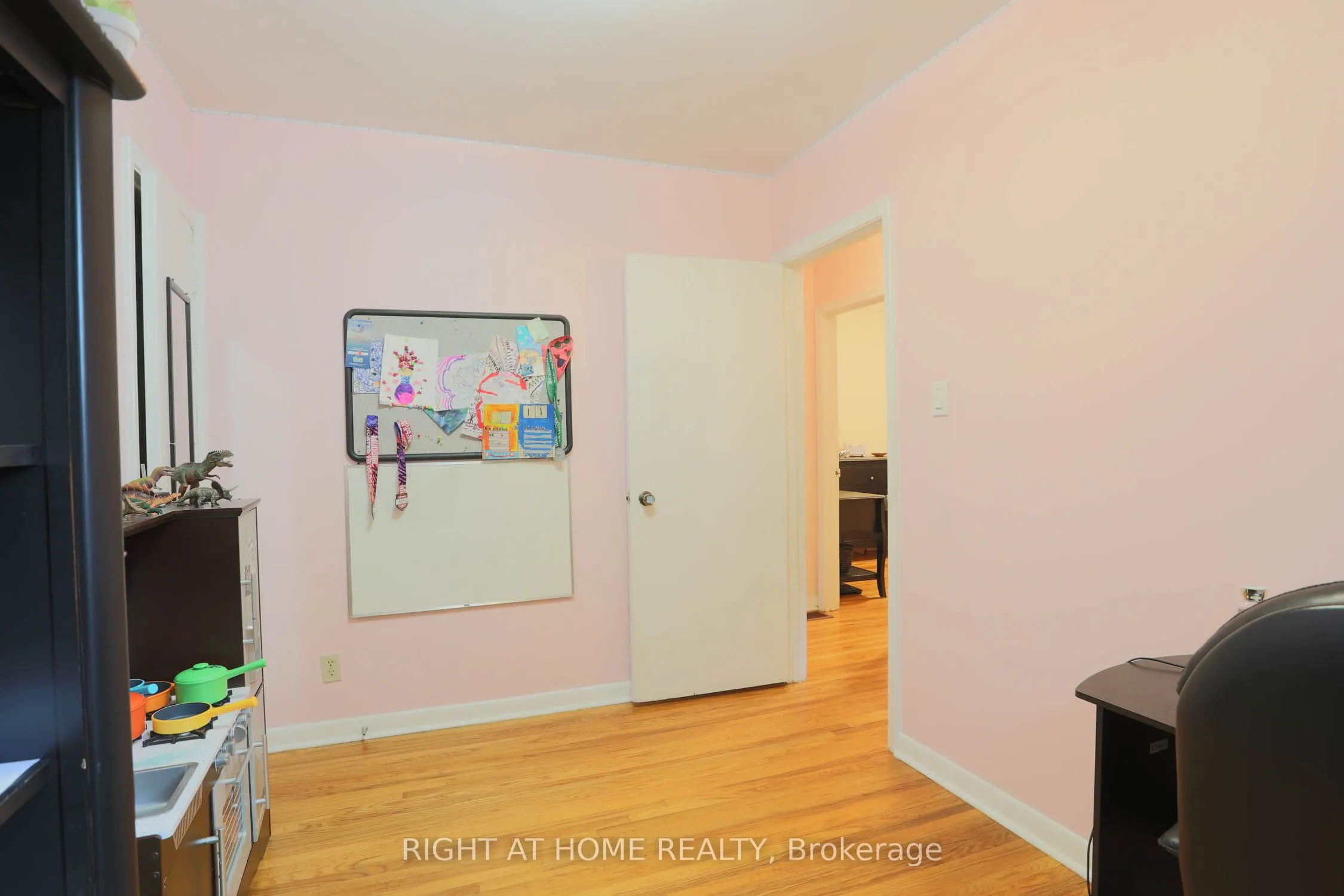 303 Blue Grass Boulevard
