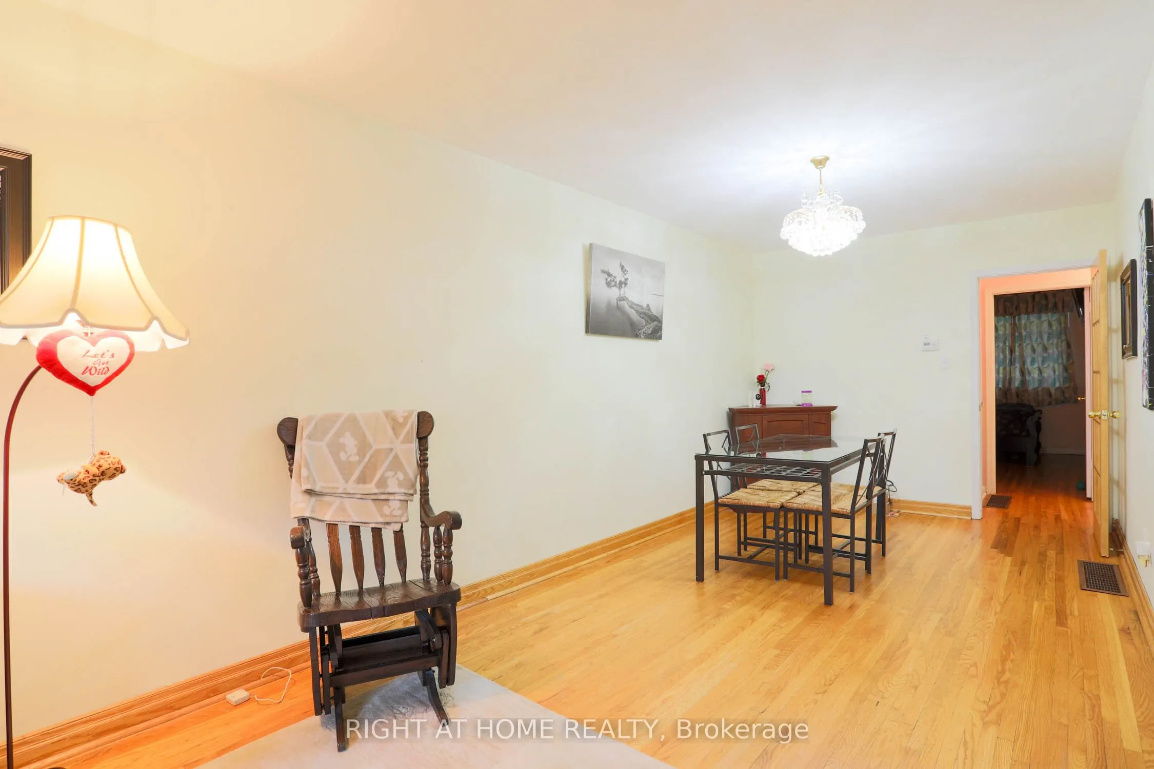 303 Blue Grass Boulevard