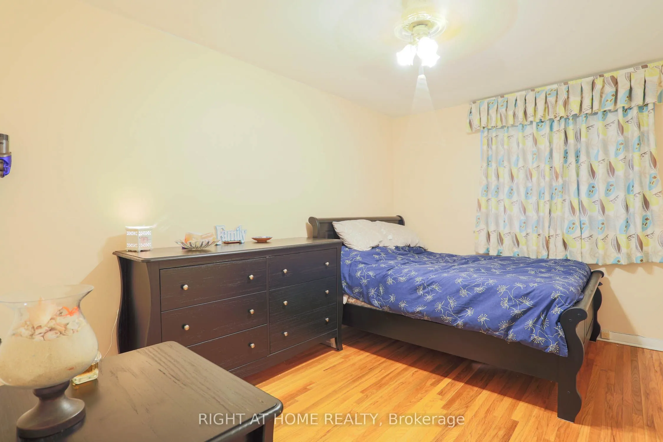 303 Blue Grass Boulevard