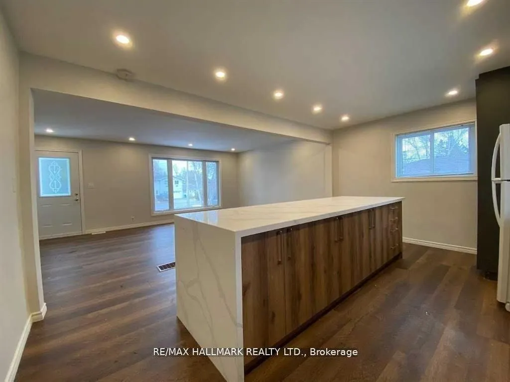 1015 Lebanon Drive, #Main Fl