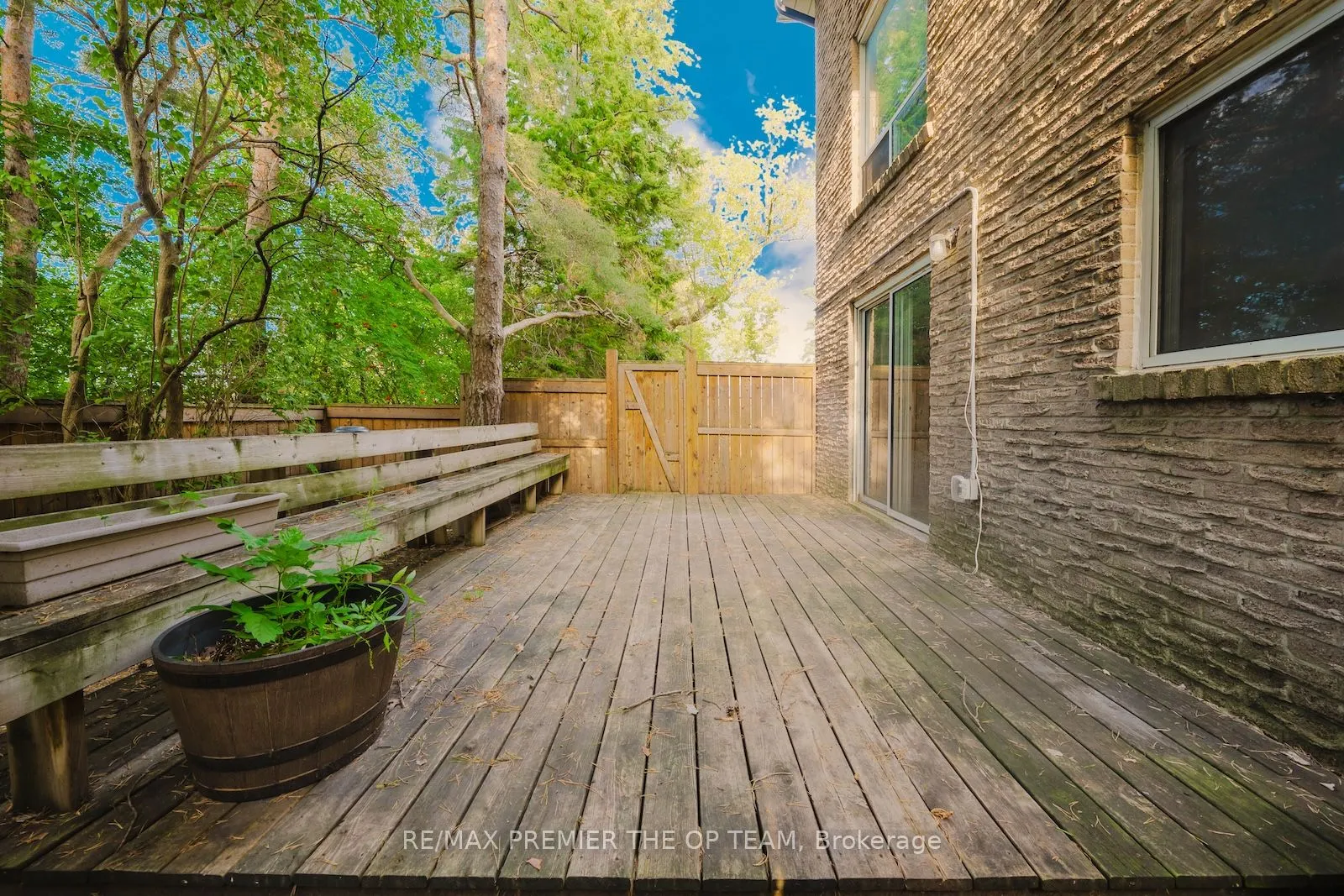 22 Henderson Drive, #1