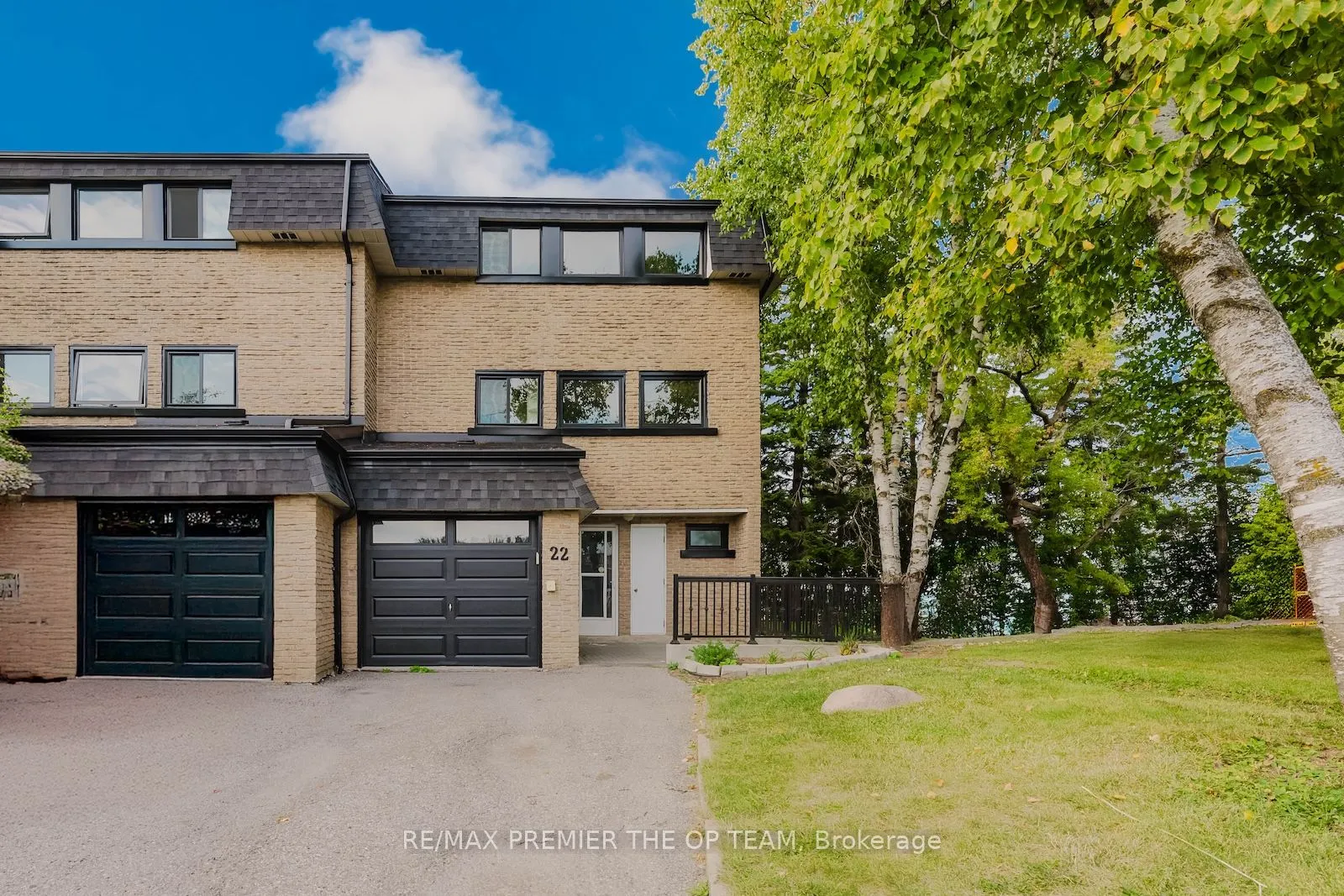 22 Henderson Drive, #1