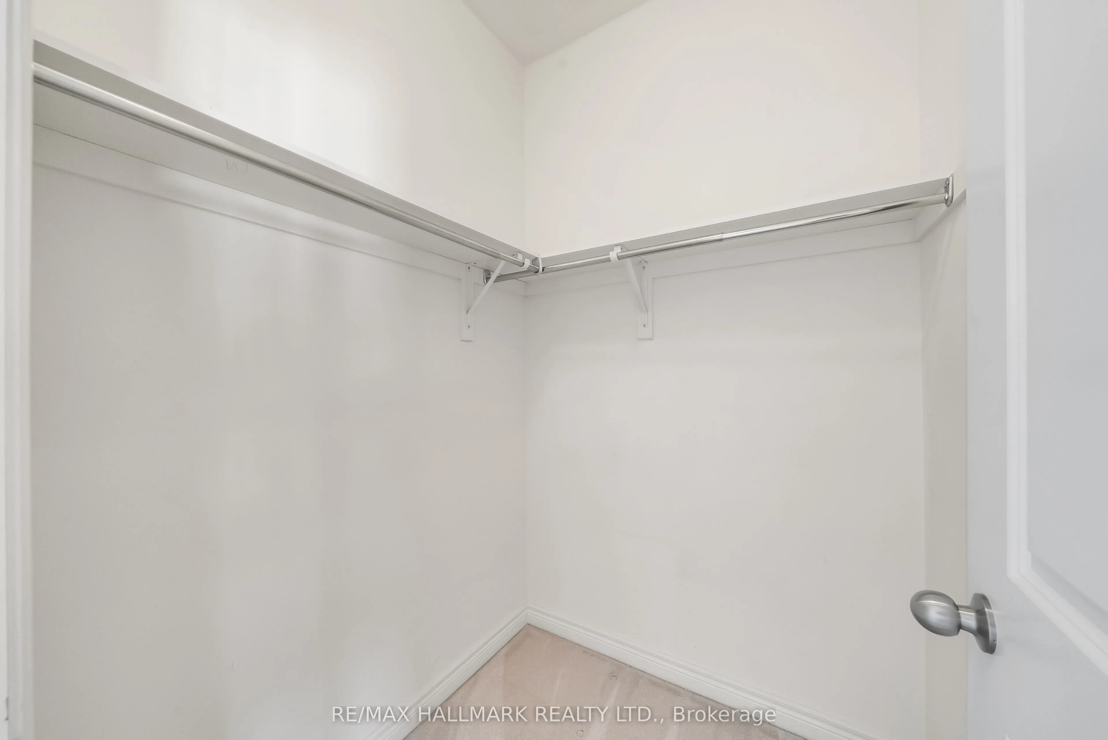 581 Barons Street