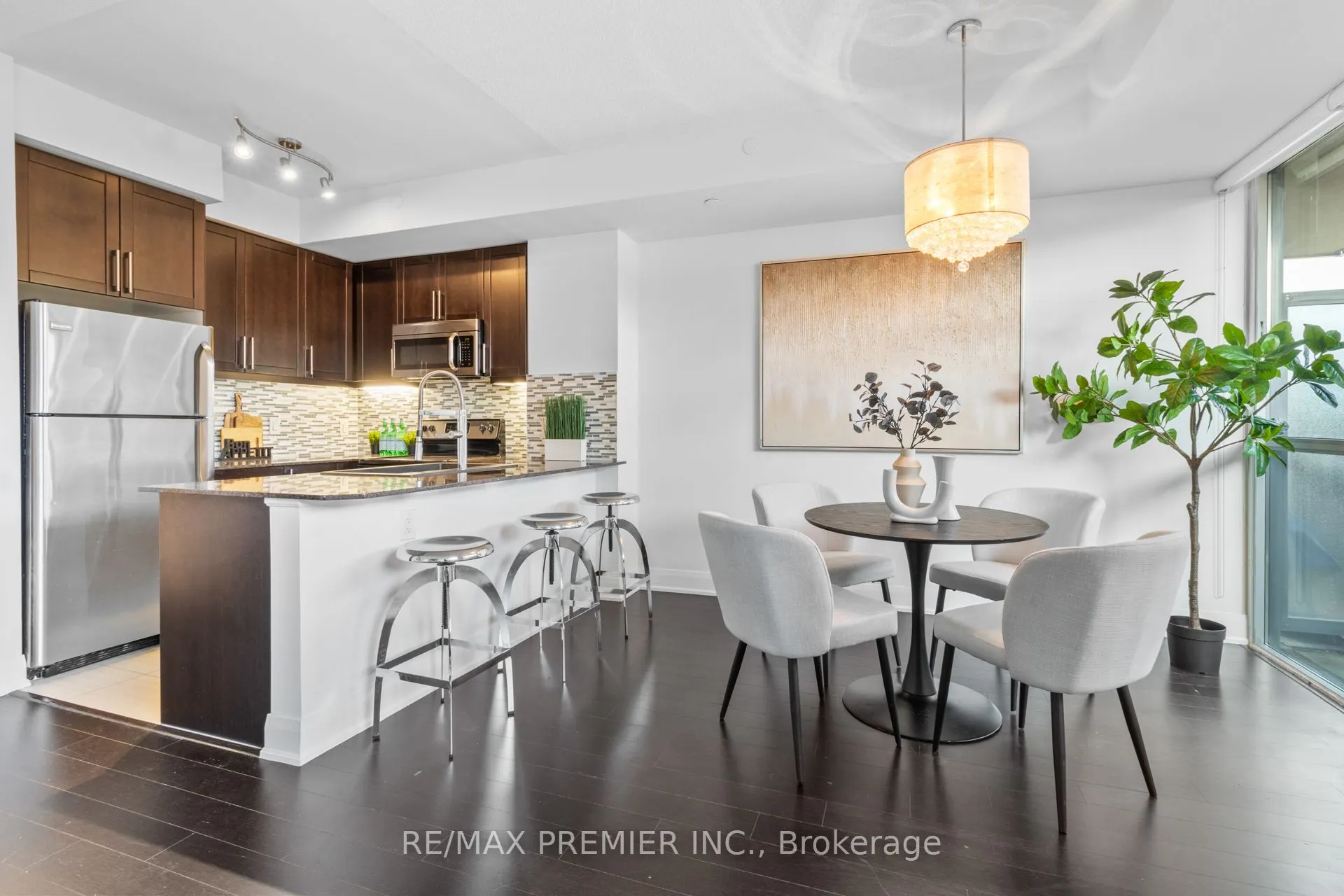 4700 Highway 7, #108
