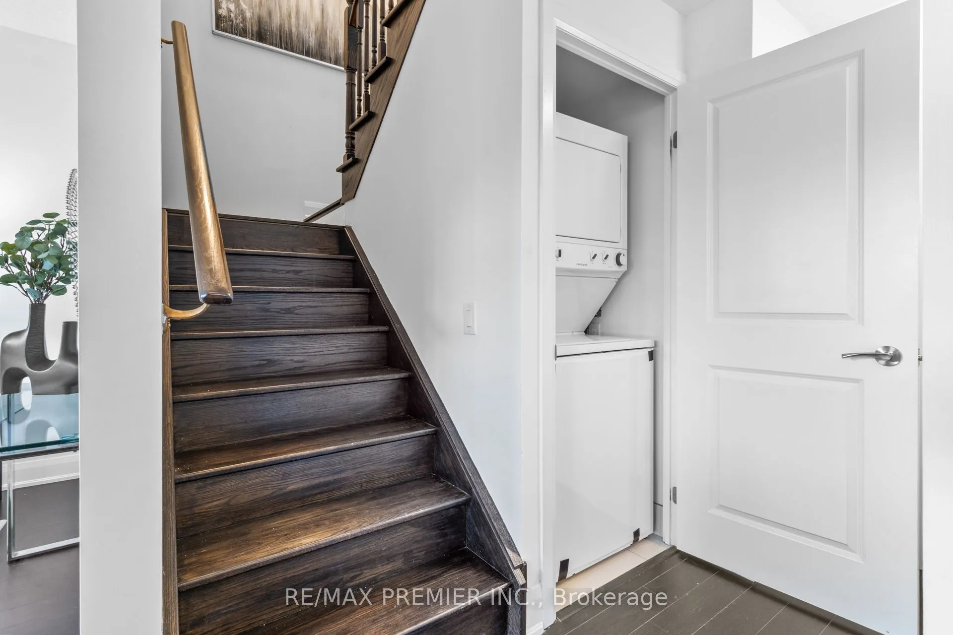 4700 Highway 7, #108