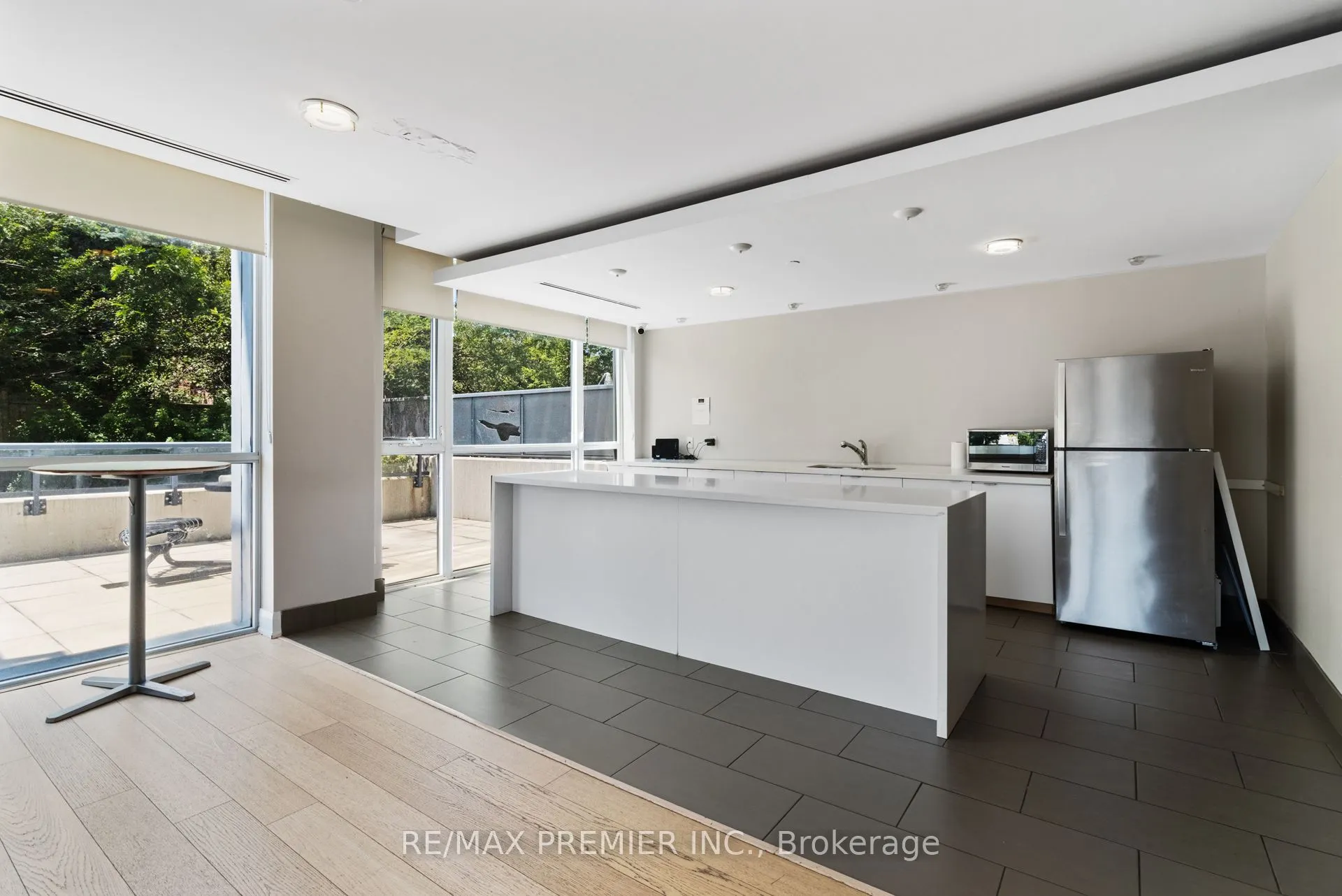 4700 Highway 7, #108