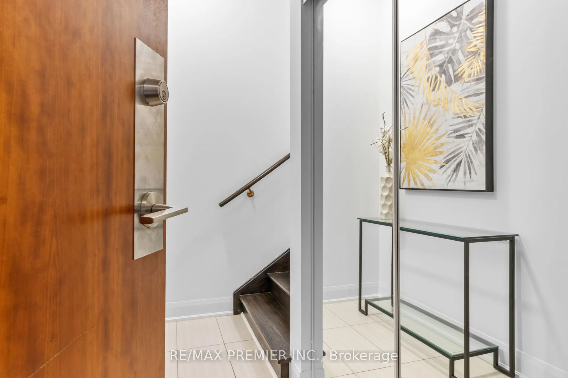 4700 Highway 7, #108