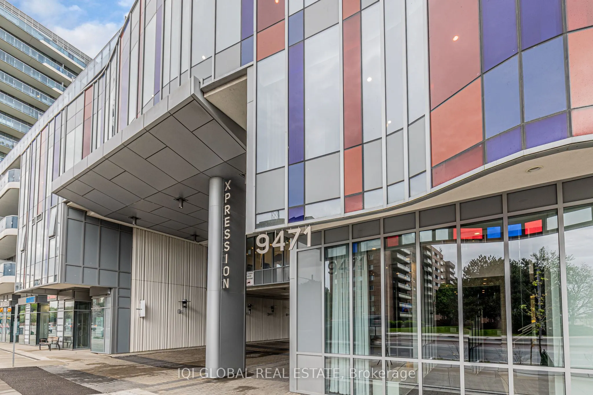 9471 Yonge Street, #301