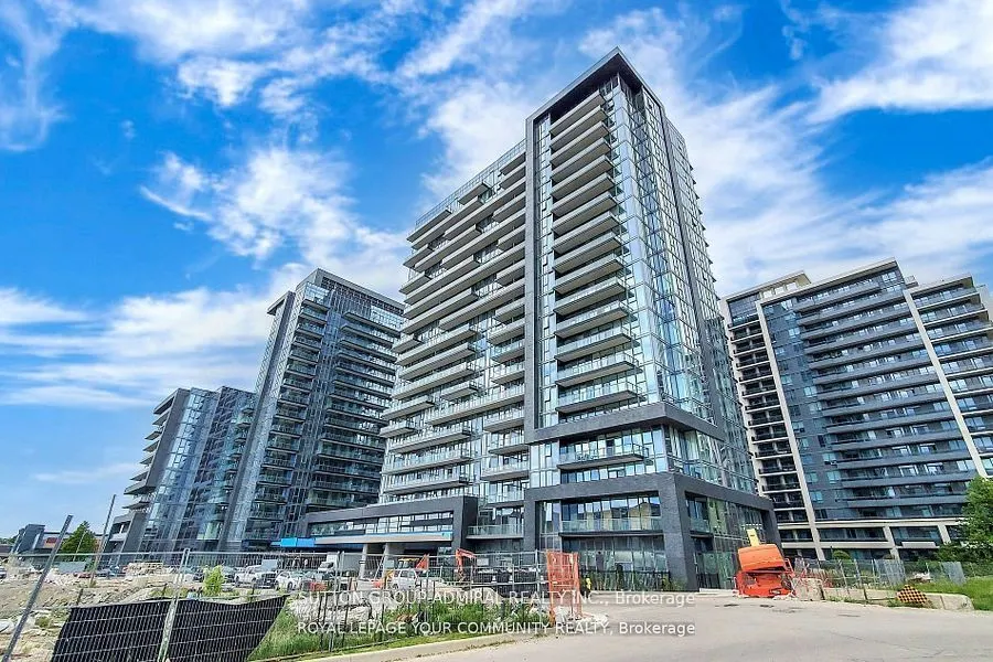 20 Gatineau Drive, #702