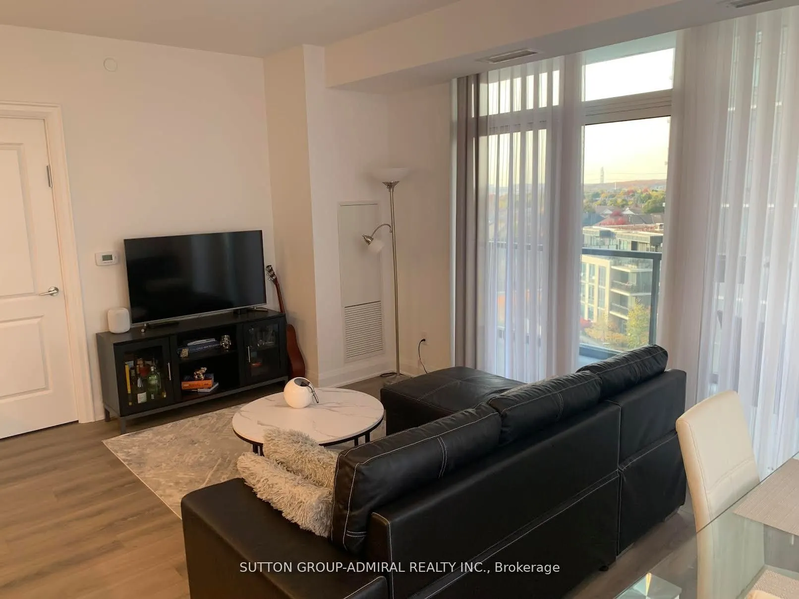 20 Gatineau Drive, #702