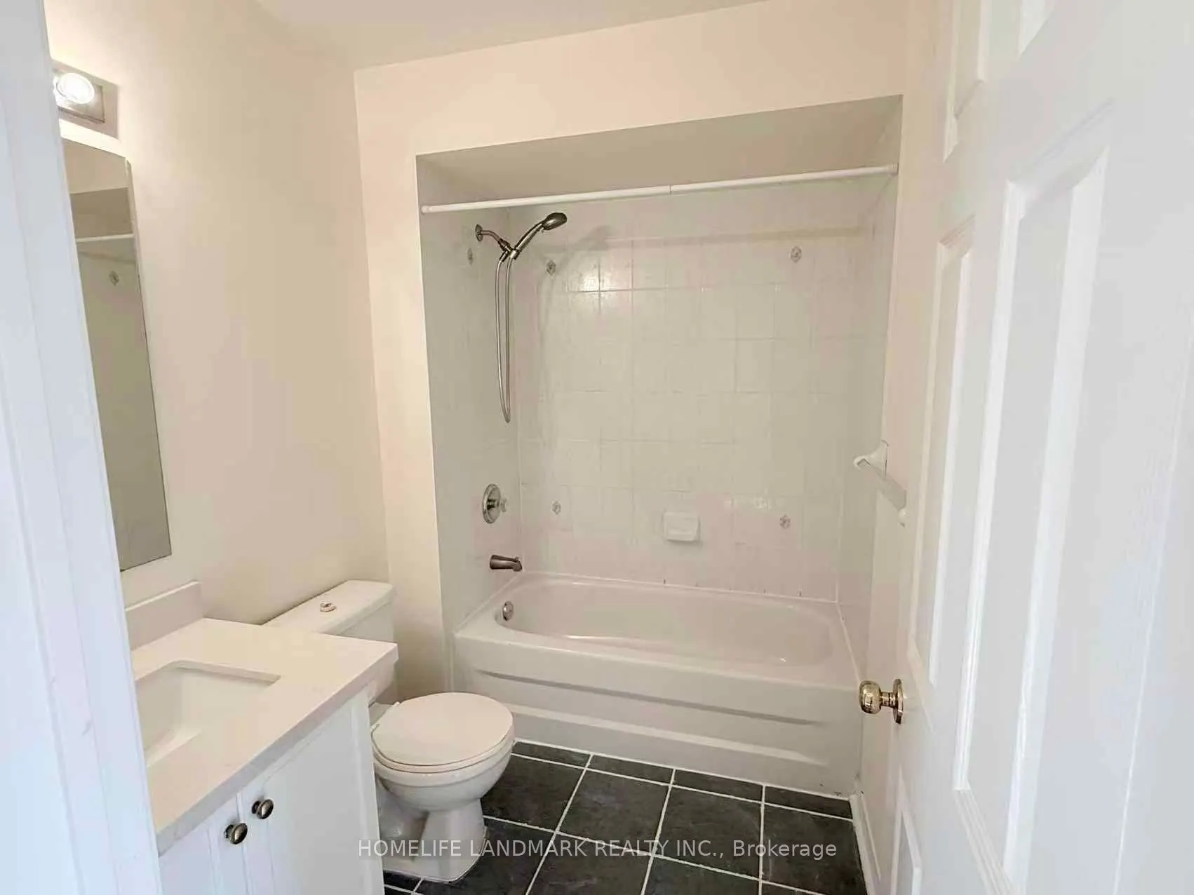 8 Cox Boulevard, #20